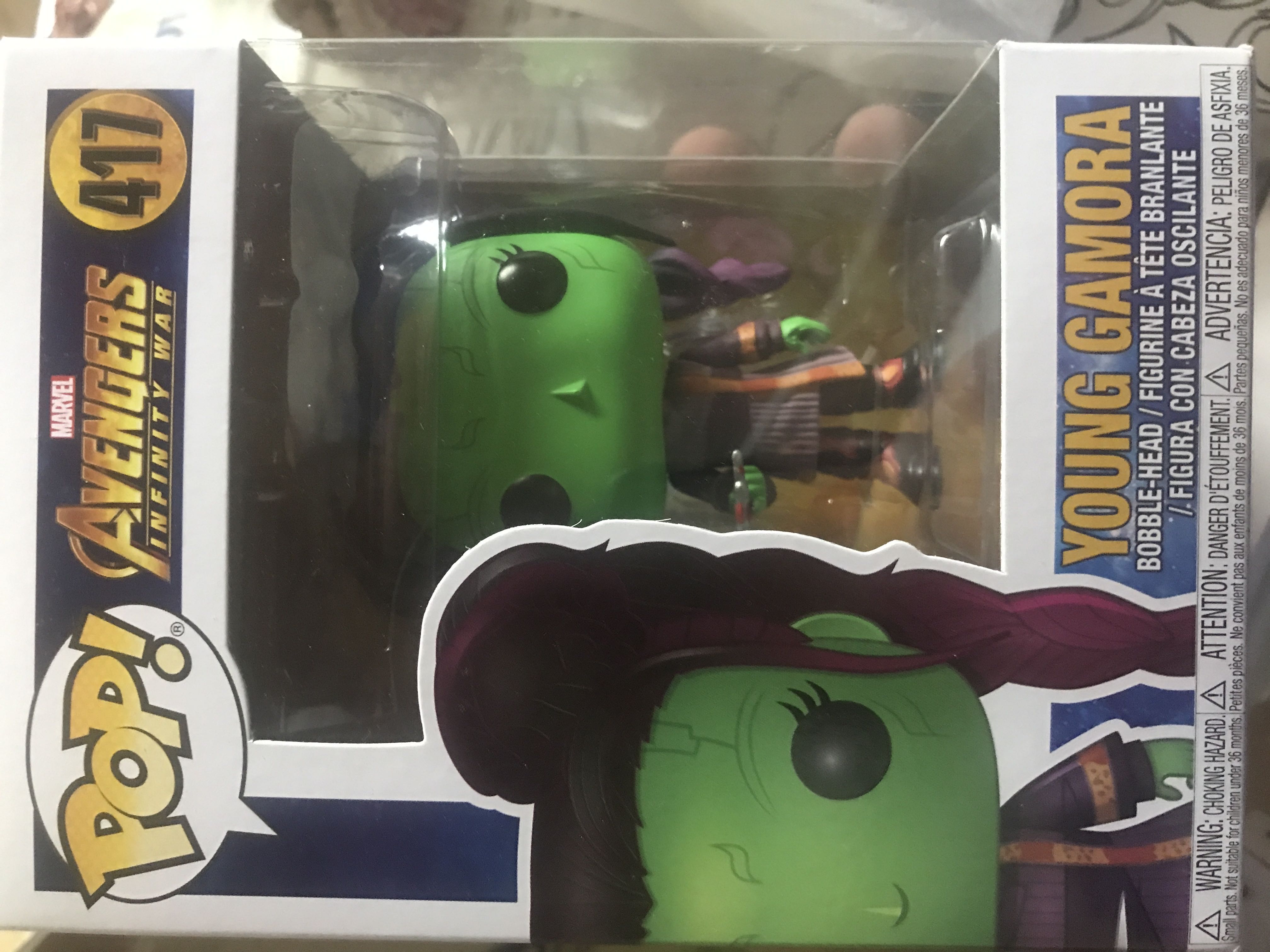 Young Gamora - Marvel Universe vinyl figure collectible [Barcode 889698357746] - Main Image 4