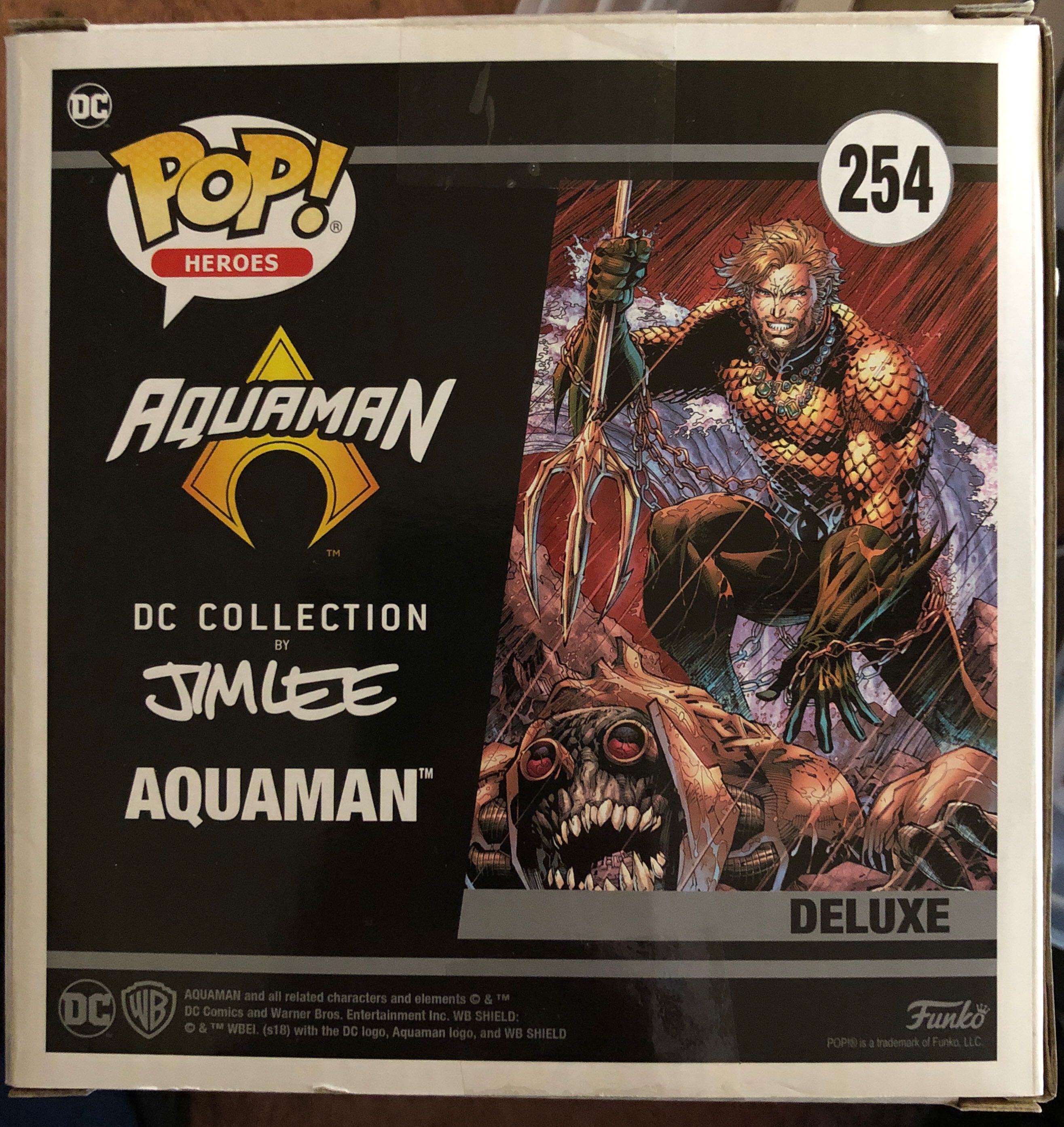 DC #254 Aquaman - DC Universe vinyl figure collectible [Barcode 889698355681] - Main Image 2