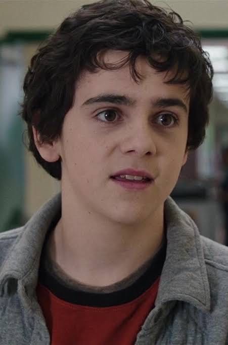 Freddy - DC Universe vinyl figure collectible [Barcode 889698368094] - Main Image 3