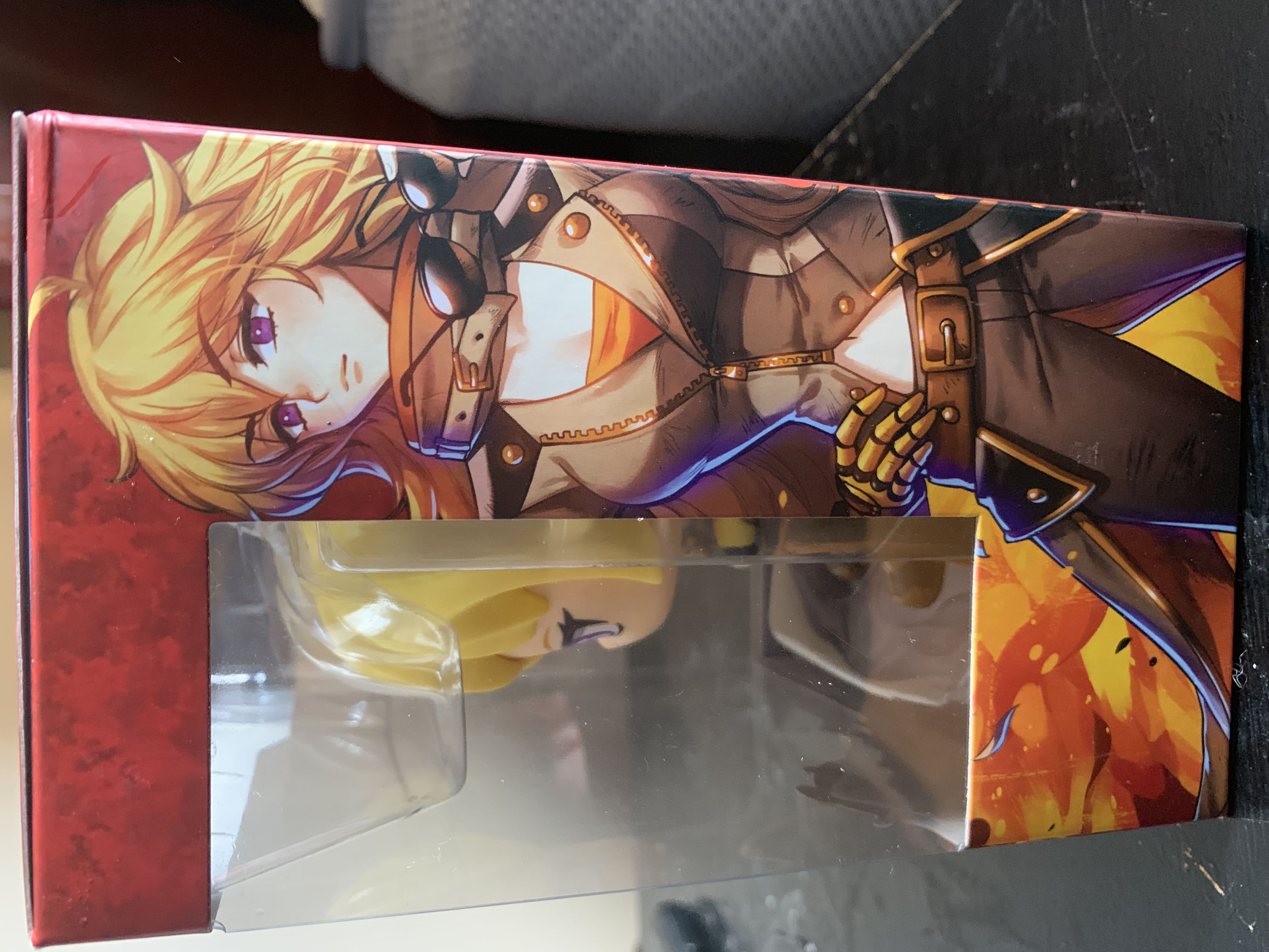 RWBY: Yang Xiao Long - Figure  vinyl figure collectible [Barcode 11482338] - Main Image 3