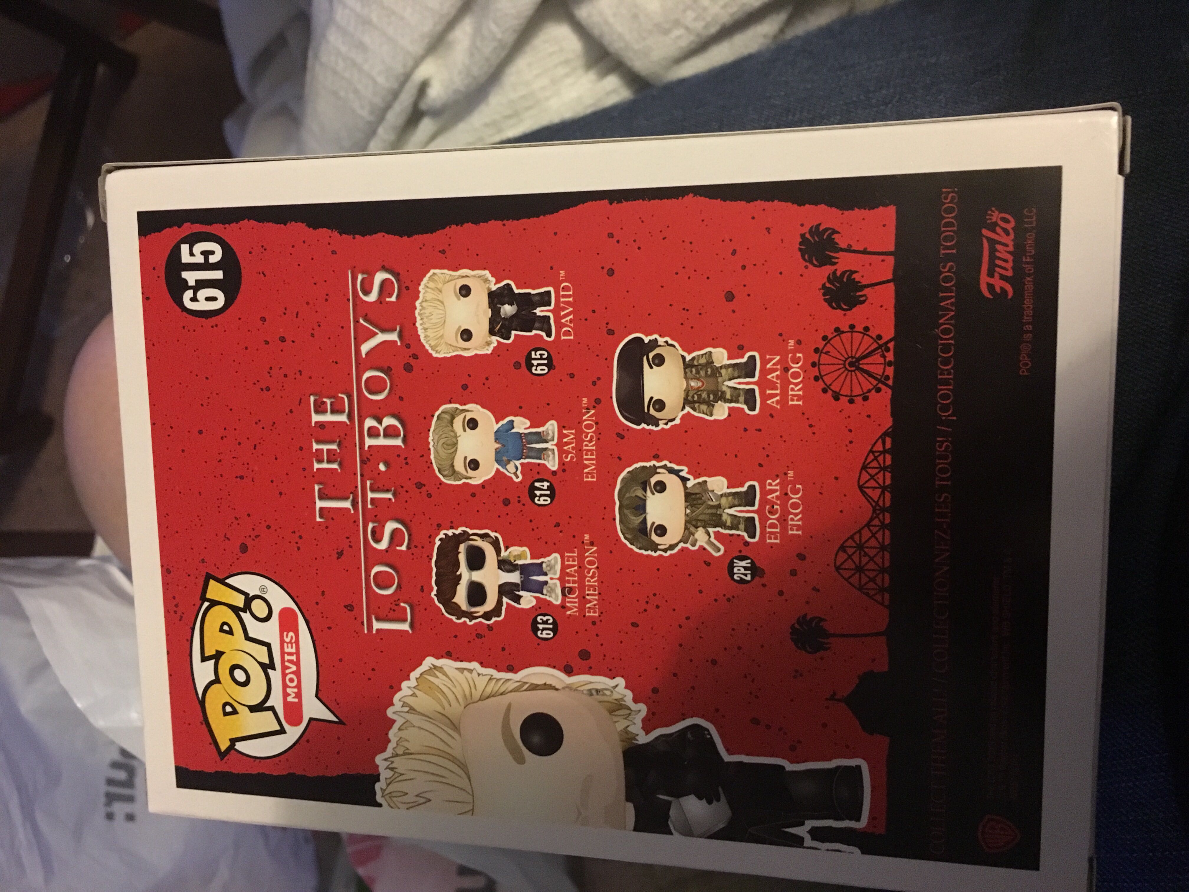 David - The Lost Boys vinyl figure collectible [Barcode 889698217804] - Main Image 2