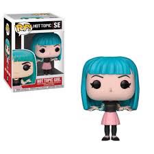 Hot Topic Girl - Hot Topic vinyl figure collectible [Barcode 889698316156] - Main Image 2