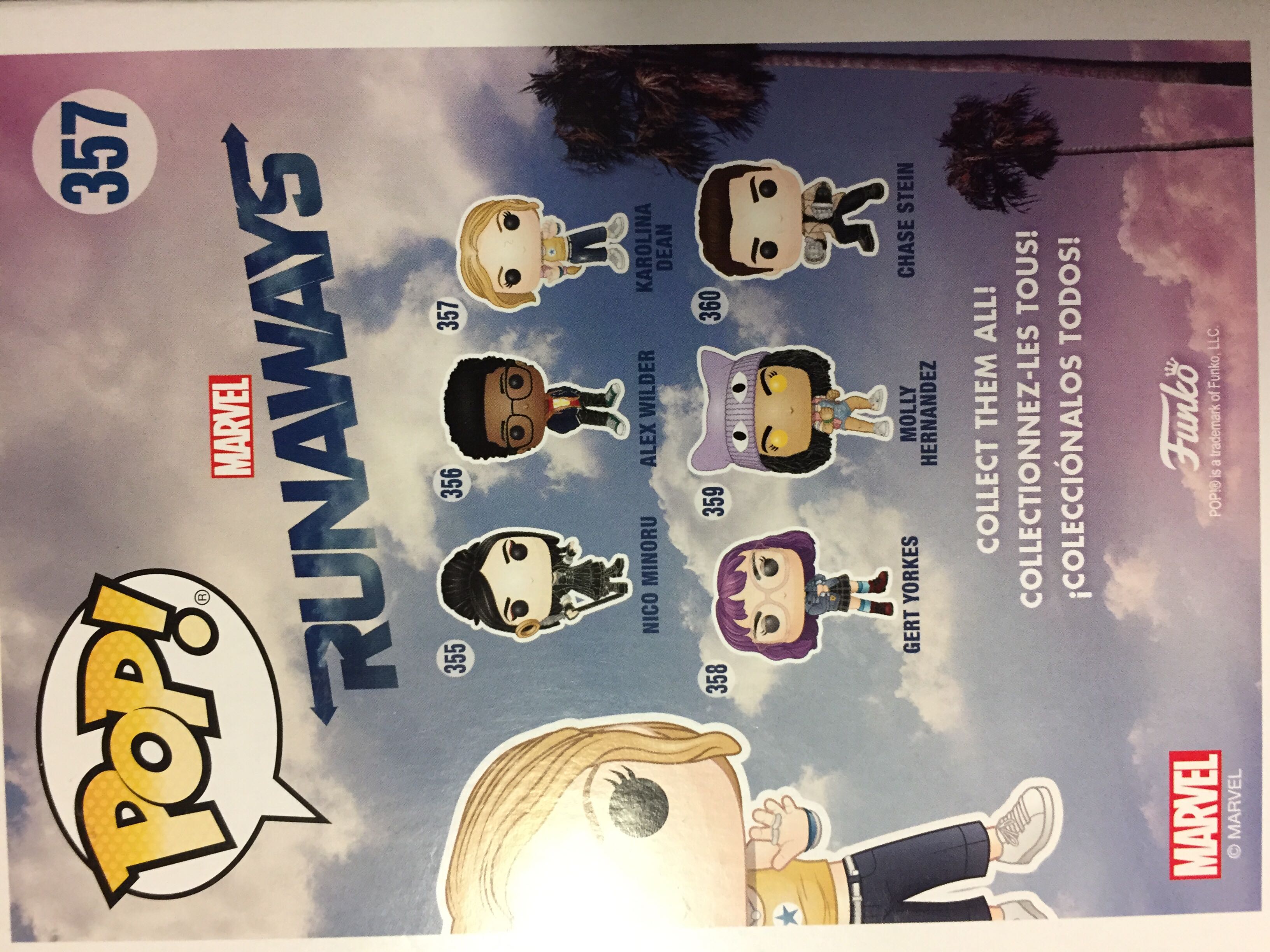 Karolina Dean - Runaways vinyl figure collectible [Barcode 889698326667] - Main Image 2