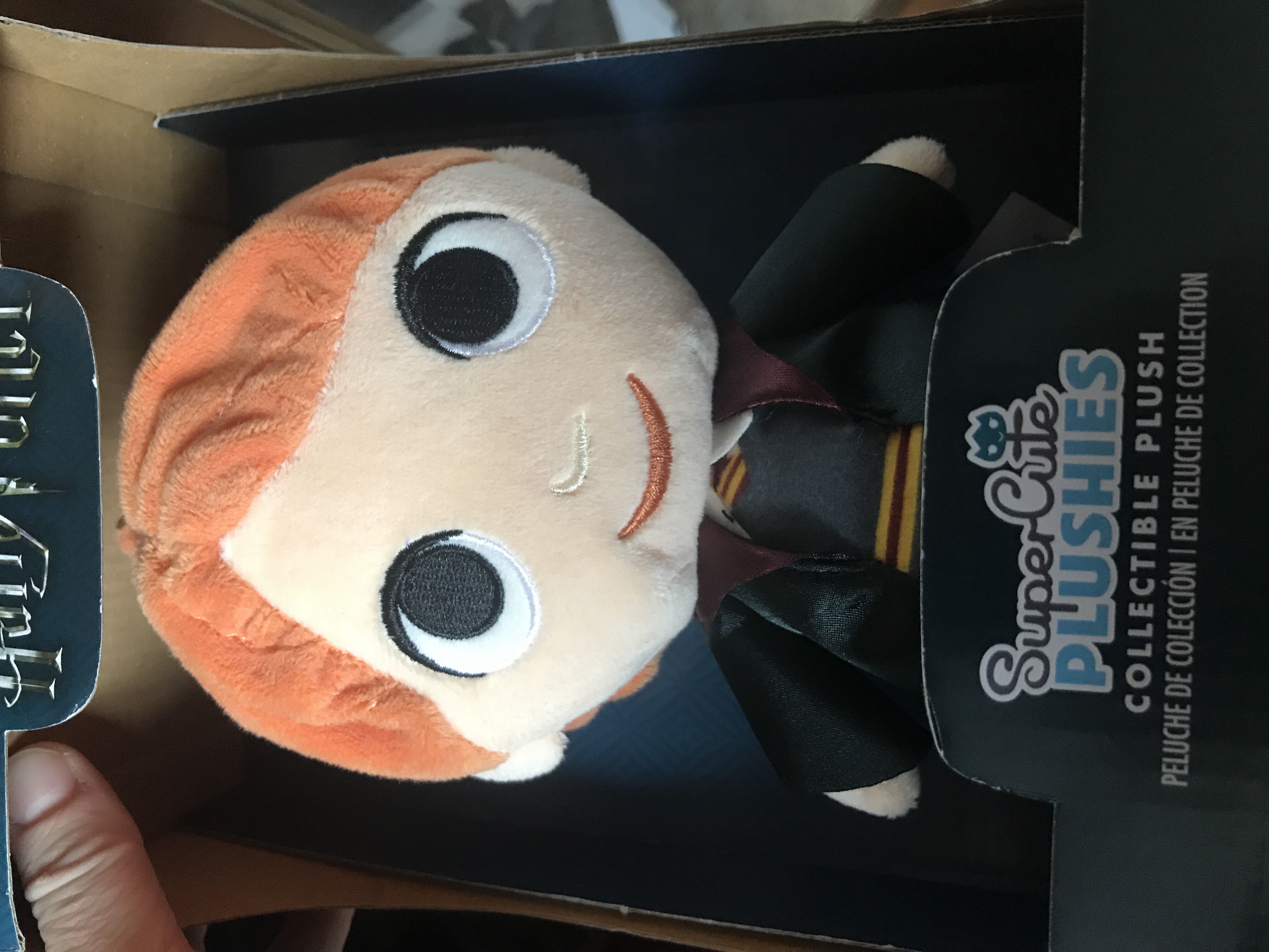 Harry Potter Super Plushies Ron  - Funko vinyl figure collectible [Barcode 889698316040] - Main Image 4