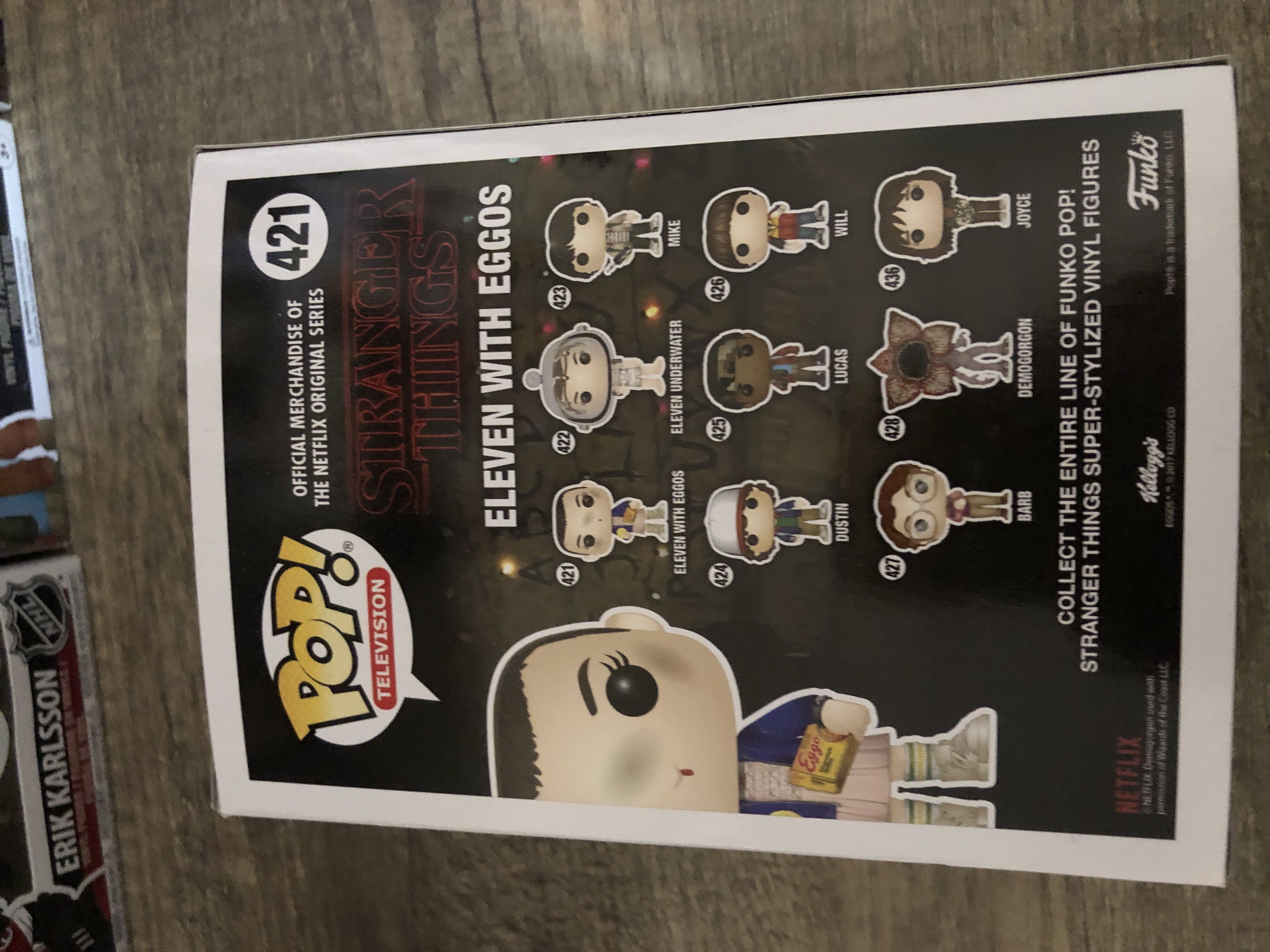 Eleven With Eggos - Stranger Things vinyl figure collectible [Barcode 889698133180] - Main Image 3