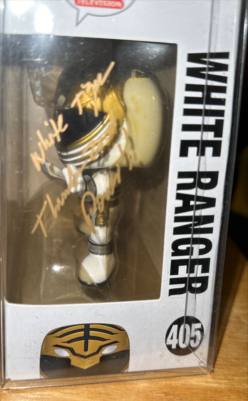 Power Ranger - White Ranger - Mighty Morphin Power Rangers vinyl figure collectible [Barcode 889698122740] - Main Image 2