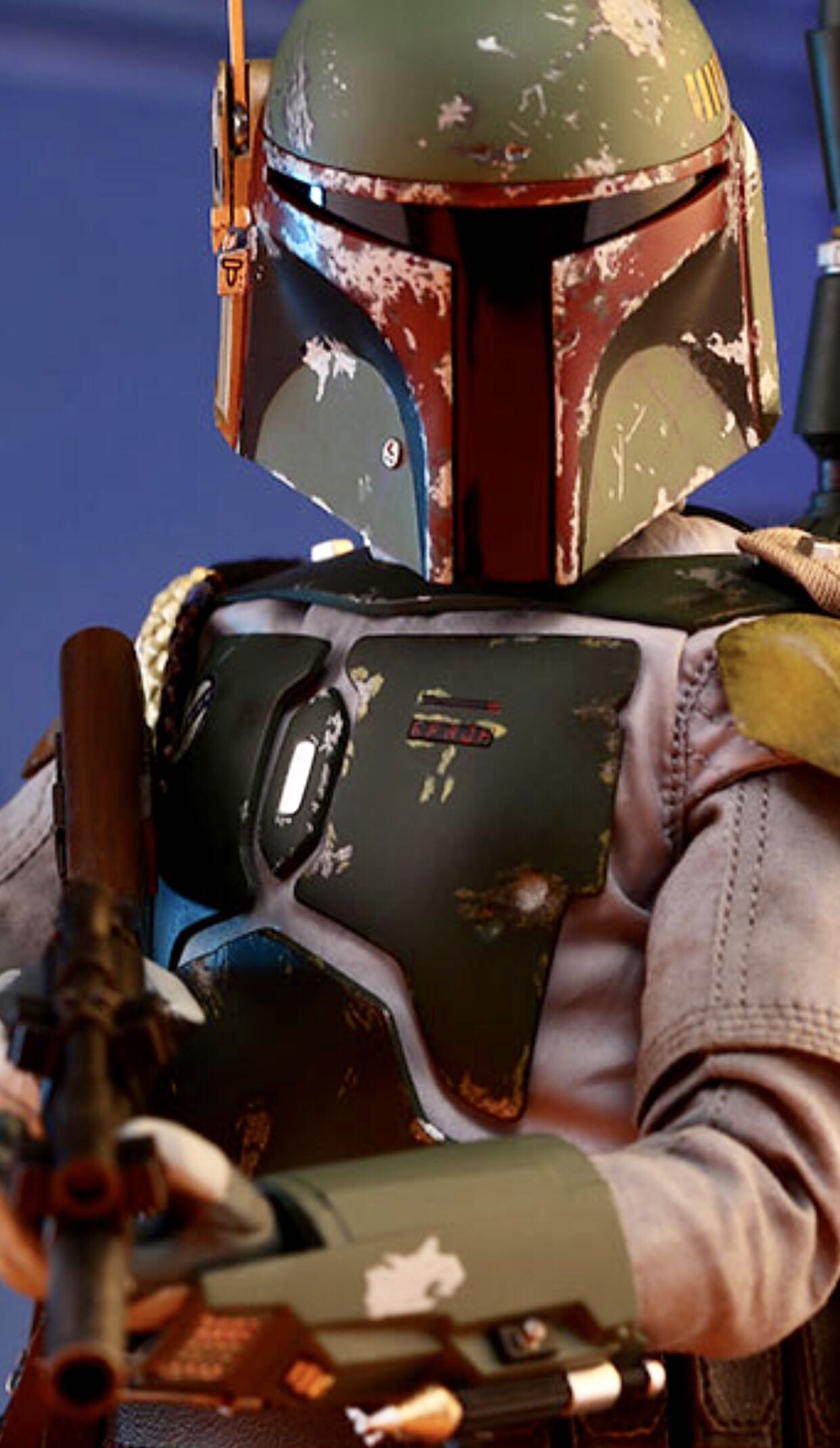 Metallic Gold Boba Fett - Star Wars vinyl figure collectible [Barcode 889698376419] - Main Image 4