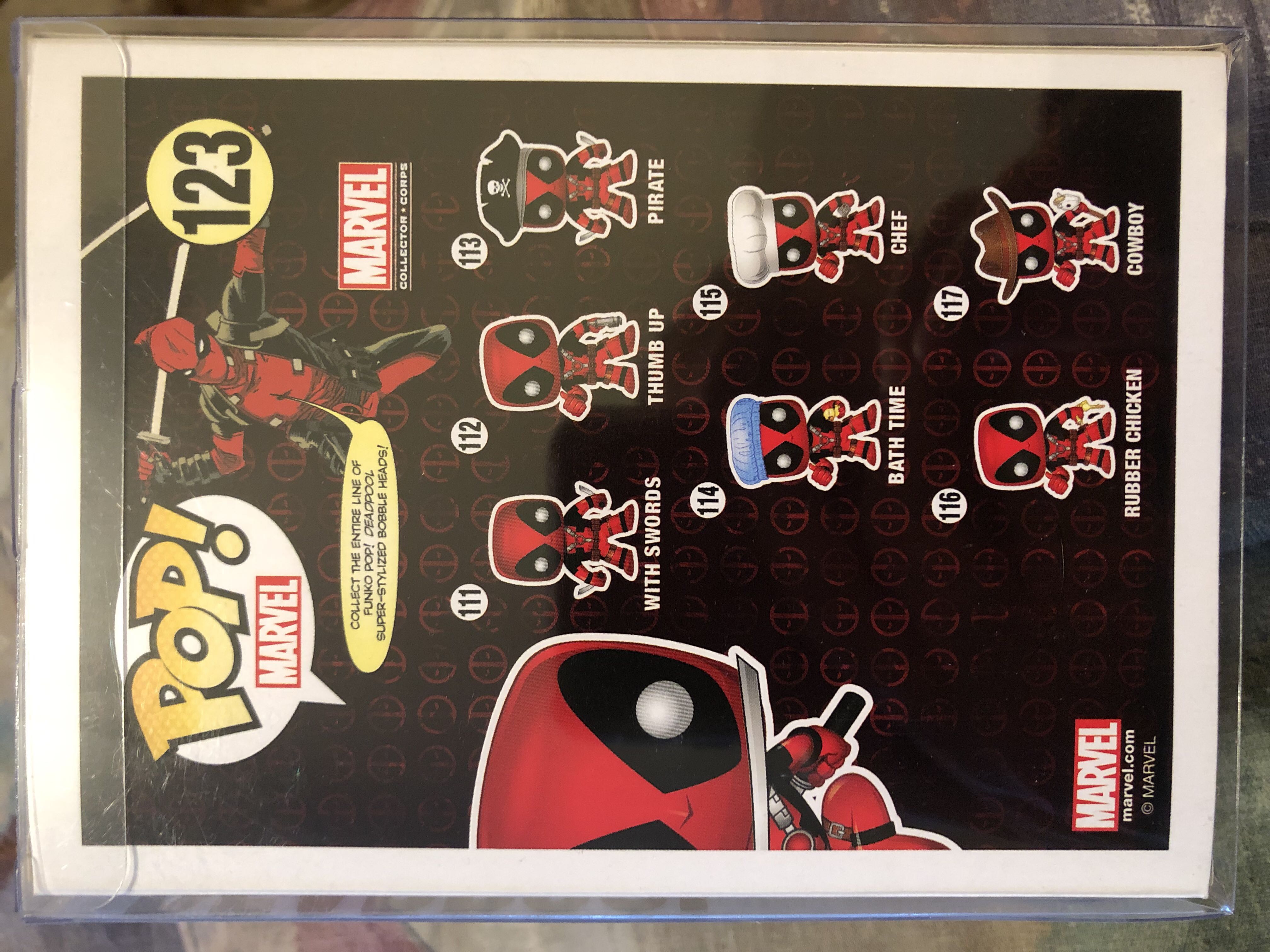 Deadpool - Marvel Collector Corps Deadpool - Marvel Universe vinyl figure collectible - Main Image 2