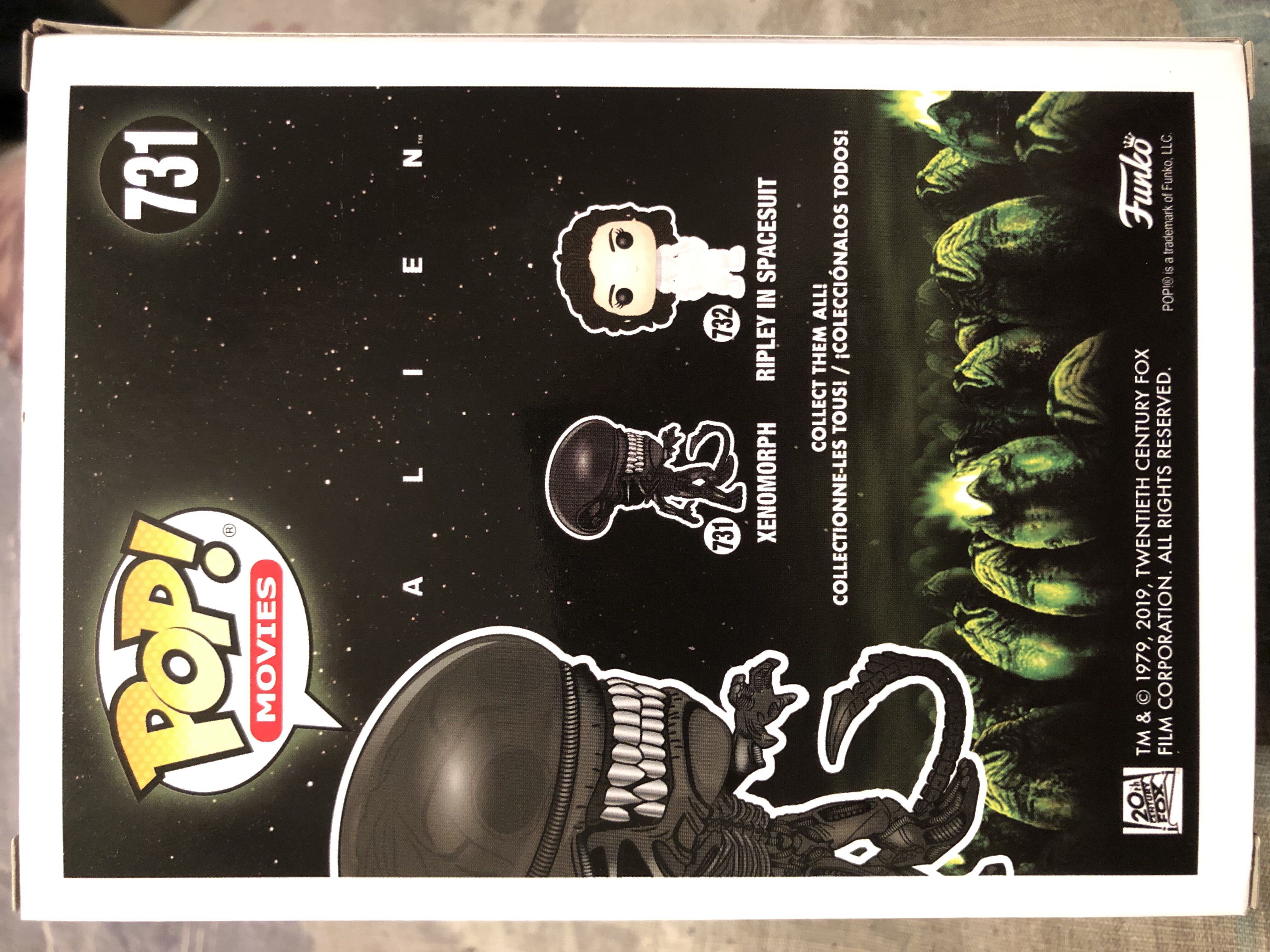 Xenomorph (Bloody) - Alien vinyl figure collectible [Barcode 889698377515] - Main Image 2