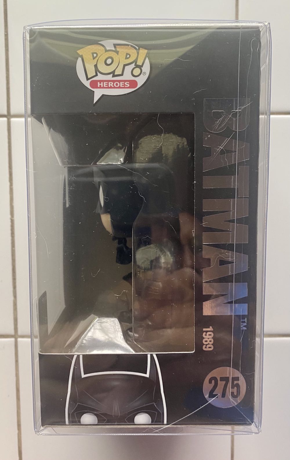 275 Batman - 1989 - Batman vinyl figure collectible [Barcode 889698372480] - Main Image 4