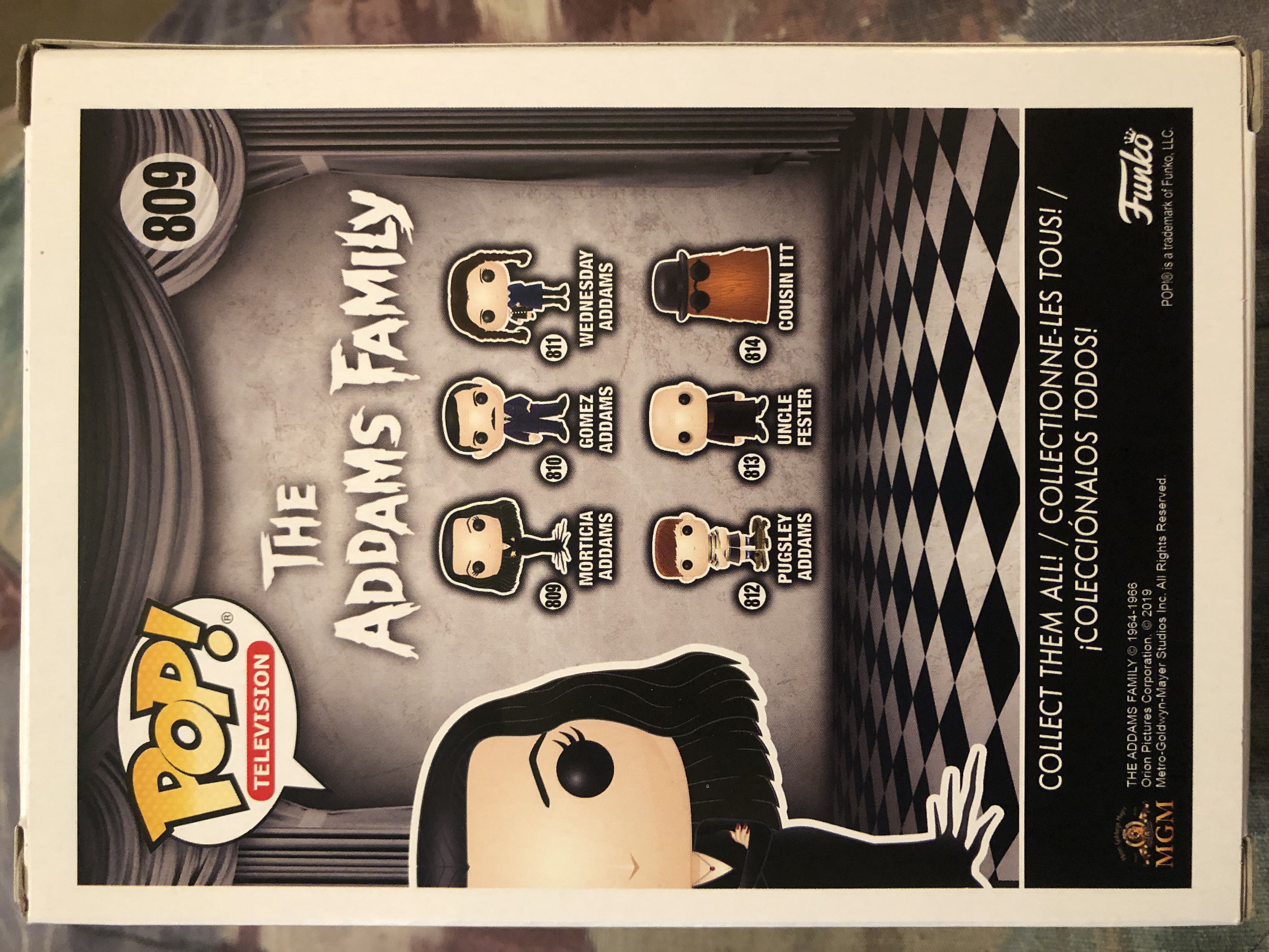 Addams Family: Morticia  vinyl figure collectible [Barcode 889698391634] - Main Image 2