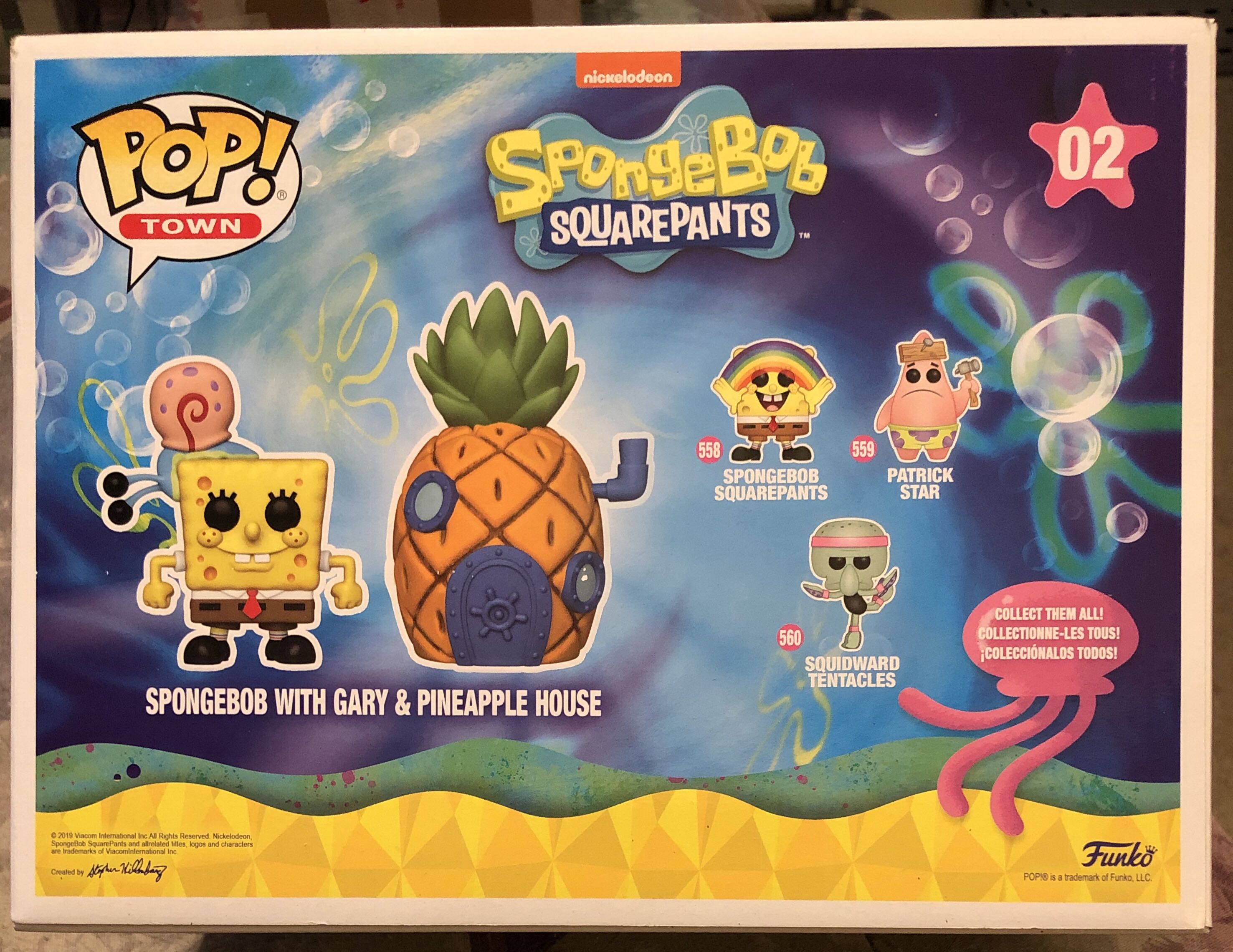 Spongebob With Gary & Pineapple House - SpongeBob SquarePants vinyl figure collectible [Barcode 889698395472] - Main Image 2