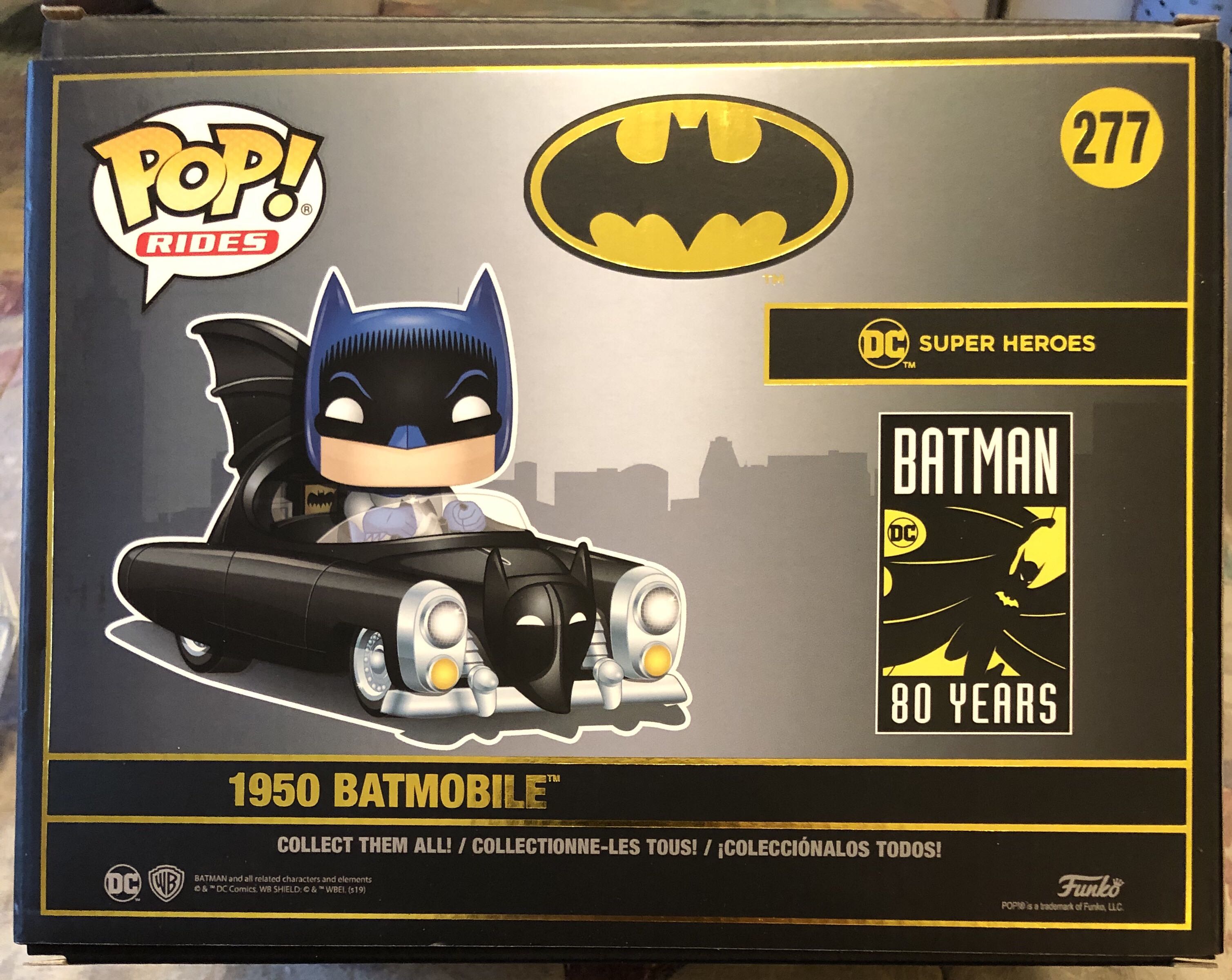 Batmobile (1950) - Batman vinyl figure collectible [Barcode 889698372527] - Main Image 2