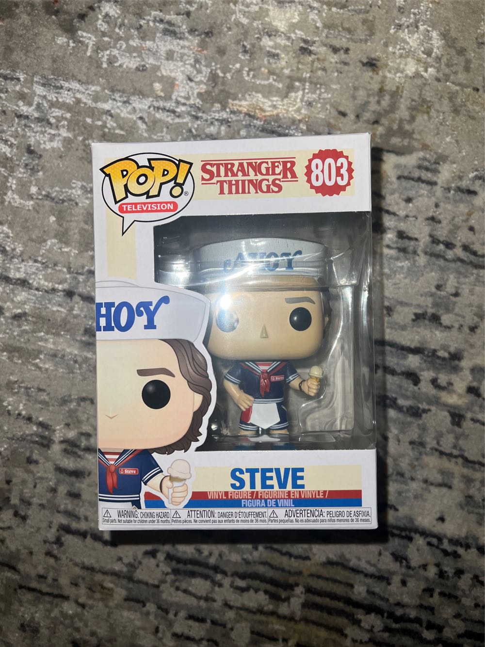 Steve - Stranger Things vinyl figure collectible [Barcode 889698385350] - Main Image 3