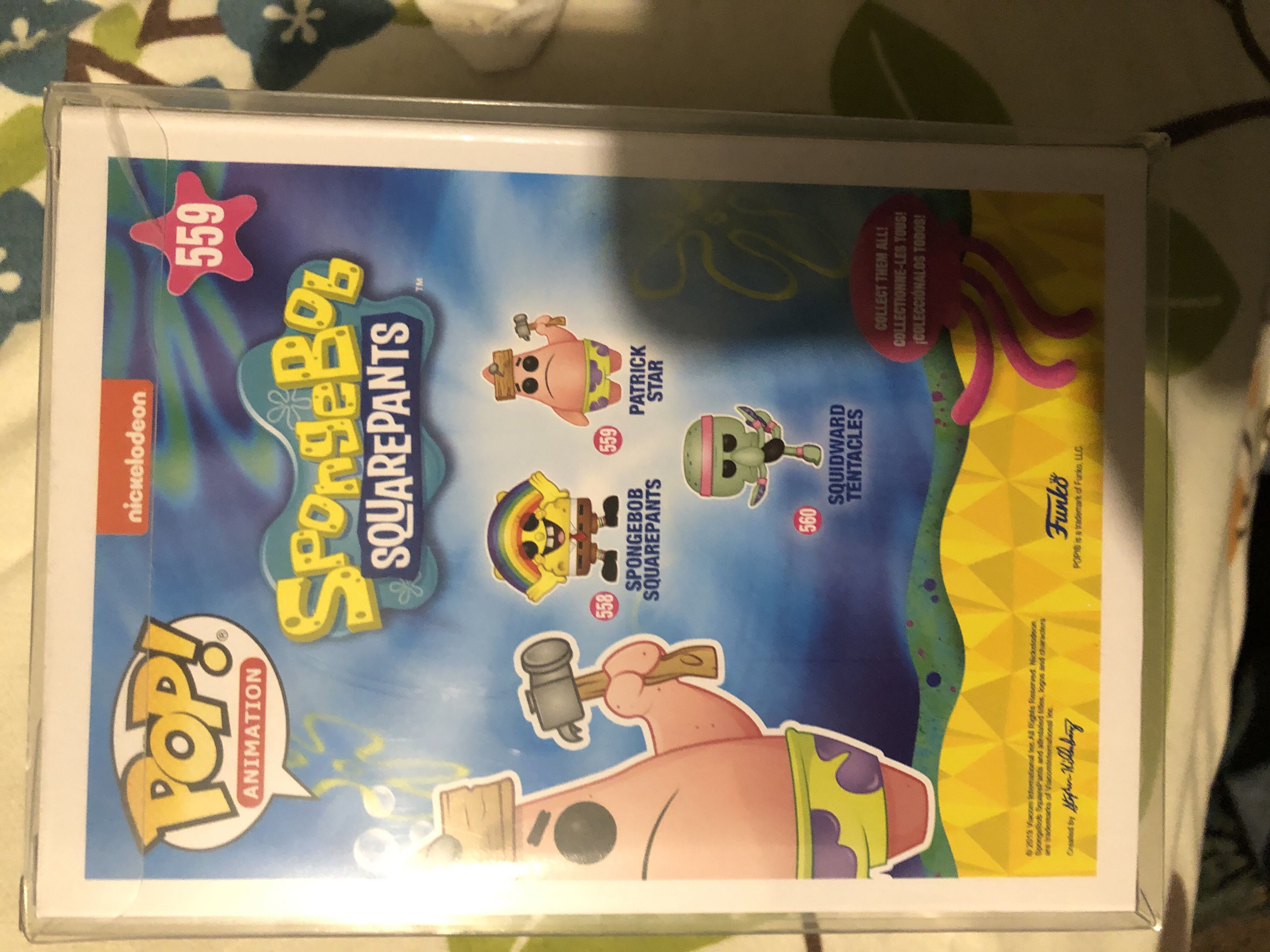 Patrick Star (with Hammer) - SpongeBob SquarePants vinyl figure collectible [Barcode 889698395533] - Main Image 3