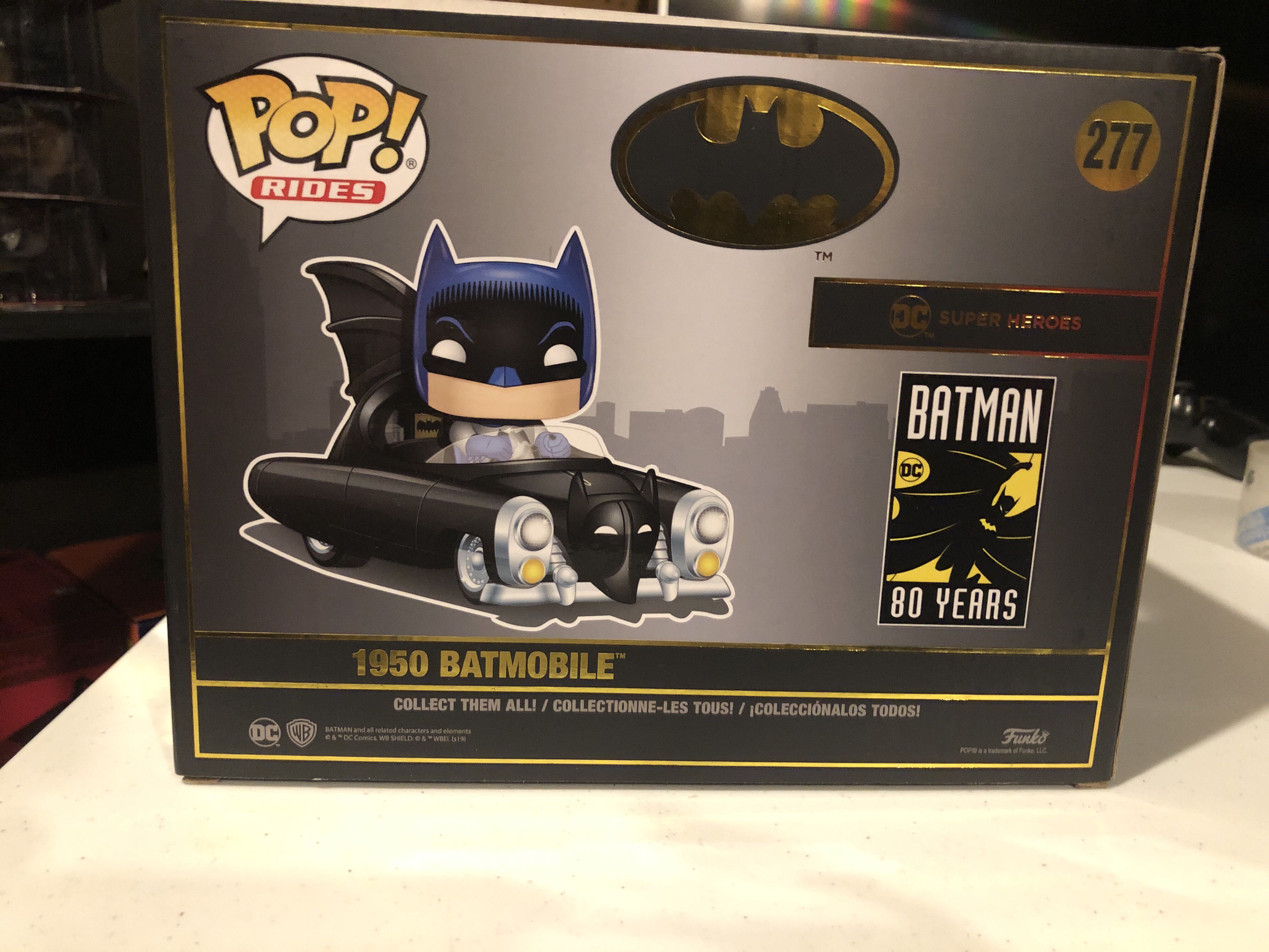 Batmobile 1950 Black - DC Universe vinyl figure collectible [Barcode 889698372527] - Main Image 3
