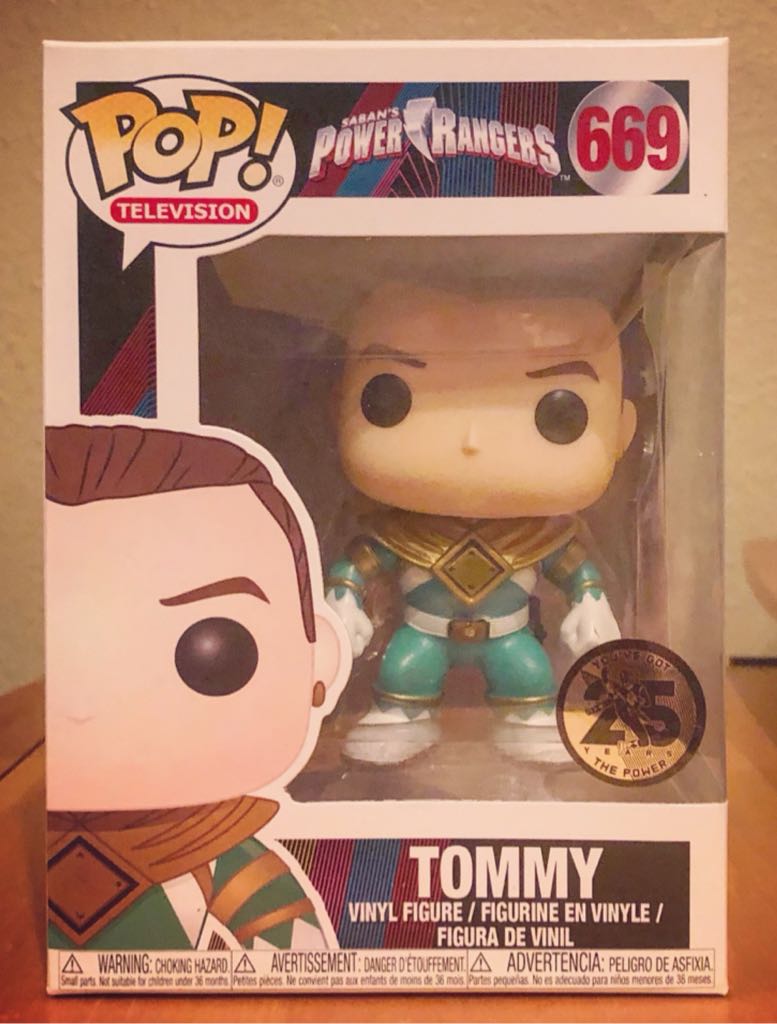 Tommy Oliver - Mighty Morphin Power Rangers vinyl figure collectible - Main Image 2