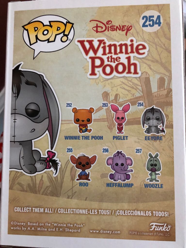 Eeyore - Winnie the Pooh vinyl figure collectible [Barcode 889698396400] - Main Image 2