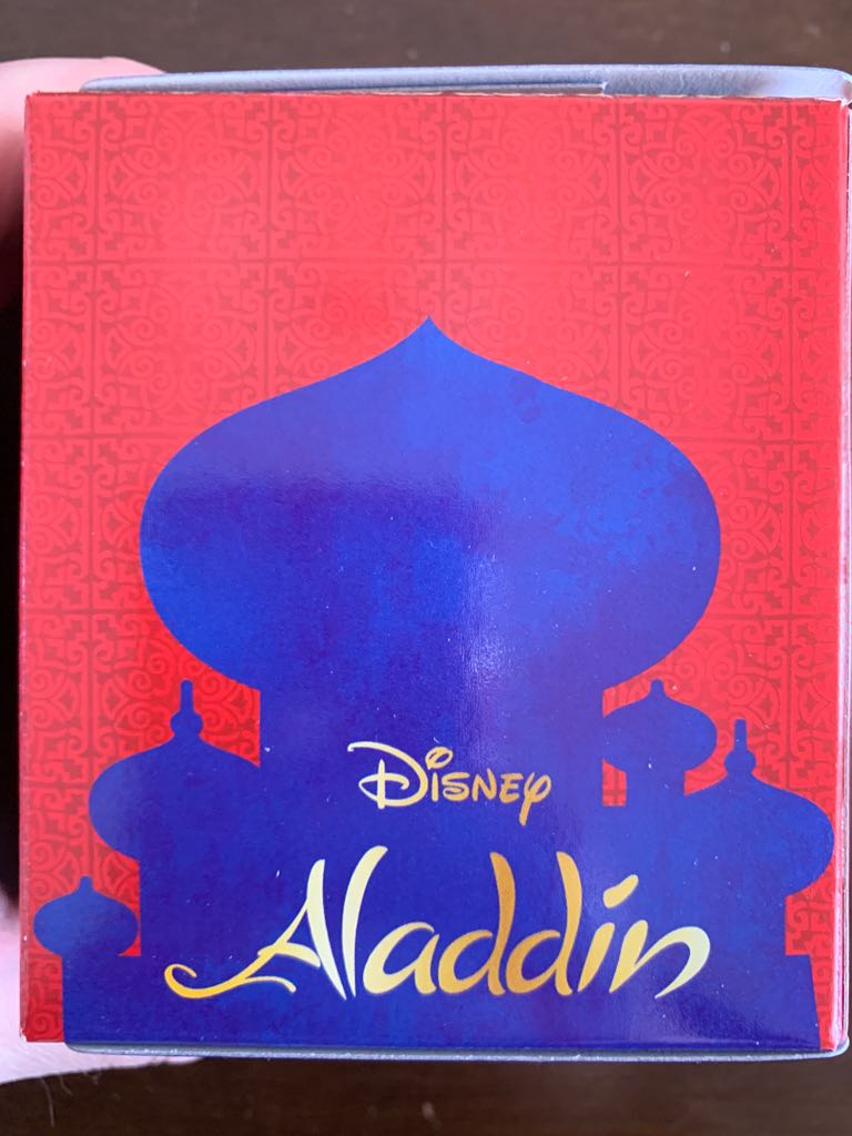 Toy Abu - Aladdin vinyl figure collectible [Barcode 889698383165] - Main Image 2