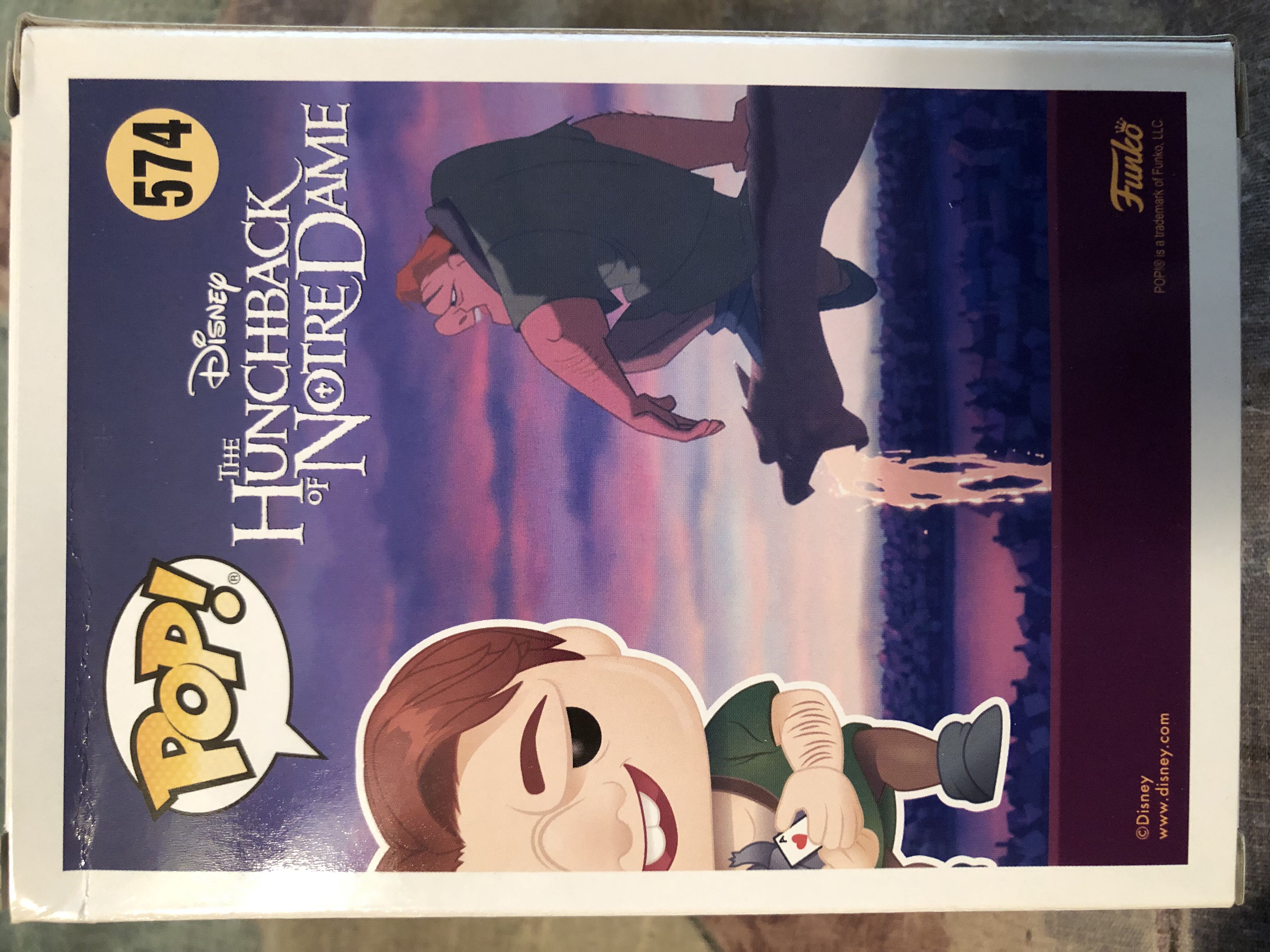 Funko Pop! The Hunchback Of Notre Dame: Quasimodo (Holding Gargoyle) - The Hunchback of Notre Dame vinyl figure collectible [Barcode 889698401982] - Main Image 2