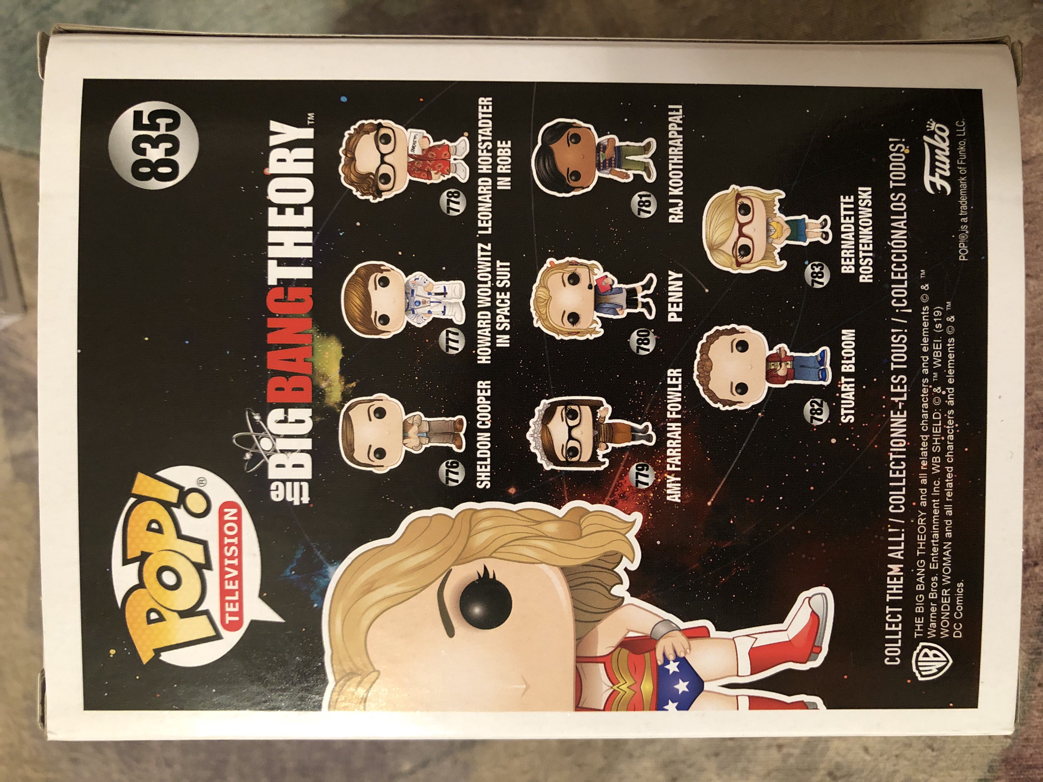 Penny as Wonder Woman - The Big Bang Theory vinyl figure collectible [Barcode 889698417075] - Main Image 2