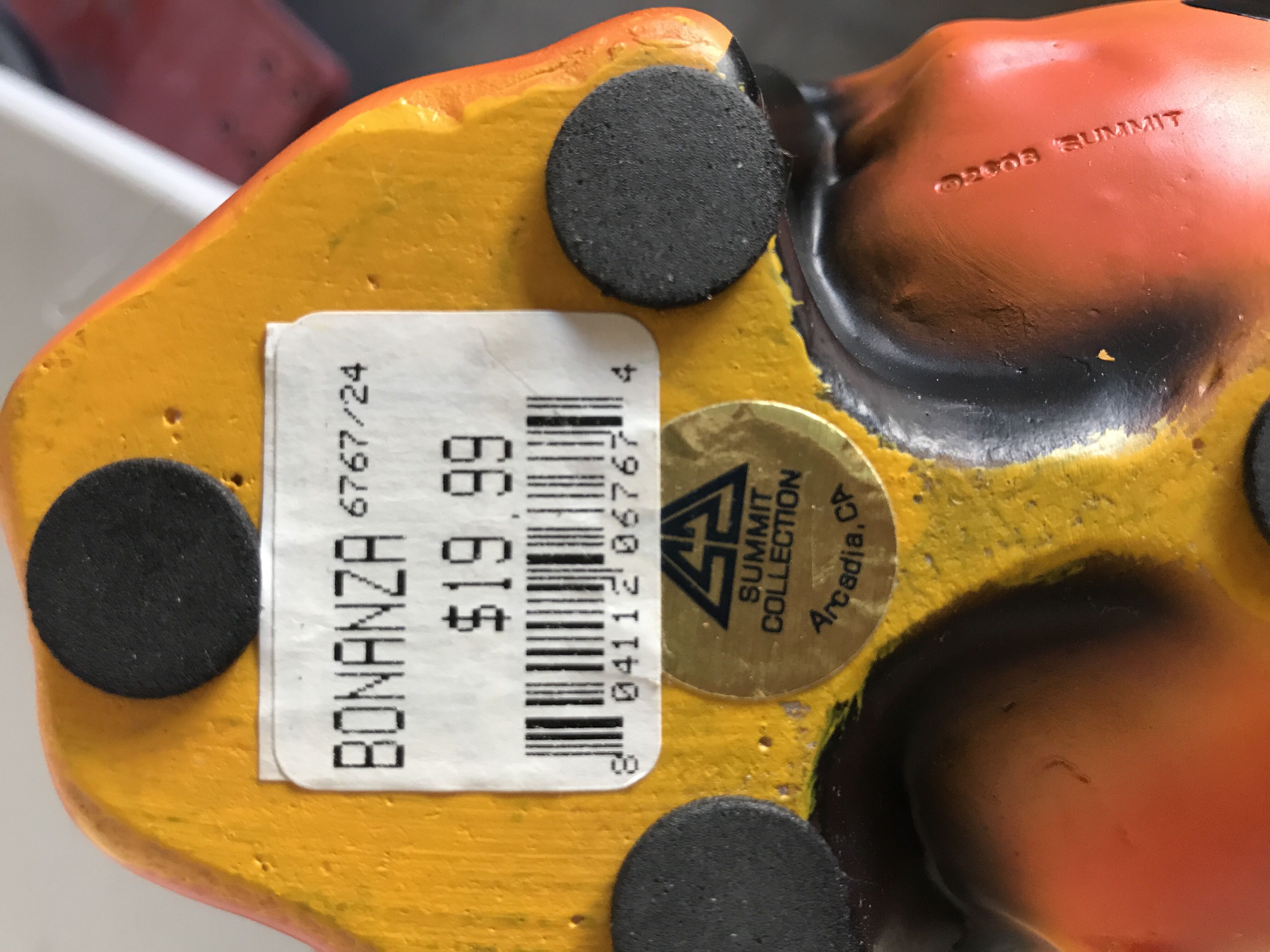 Orange And Black Skull  vinyl figure collectible [Barcode 804112067674] - Main Image 2