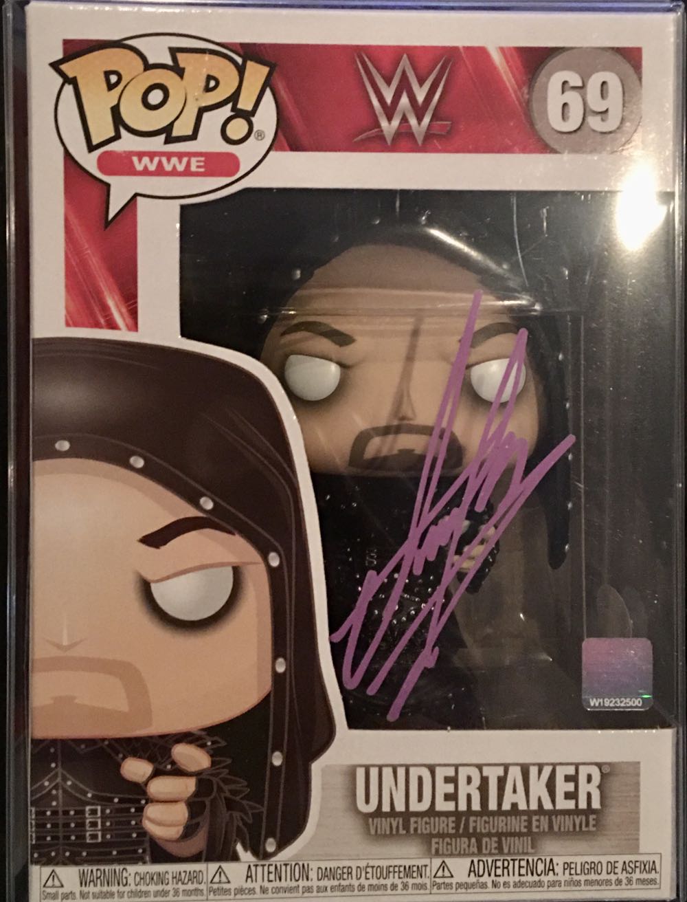 The Undertaker - WWE vinyl figure collectible - Main Image 3