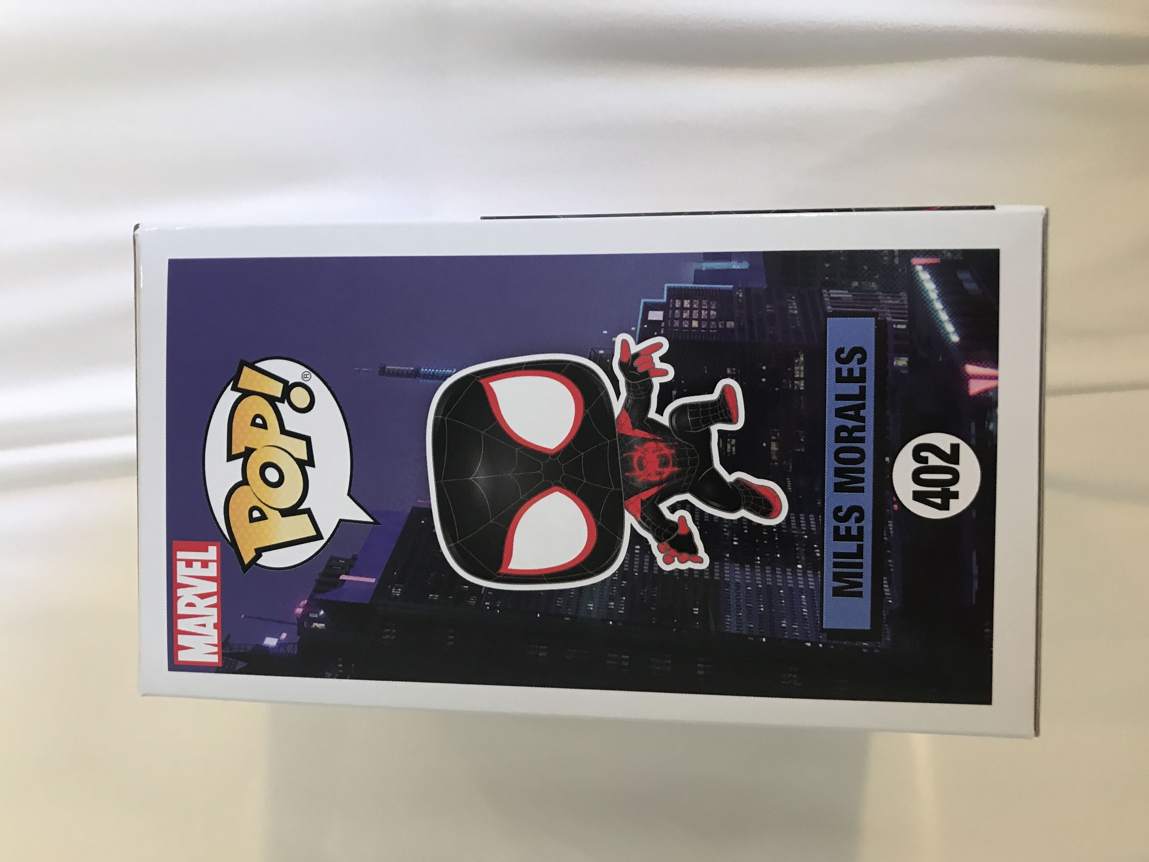 Miles Morales (Spiderverse) (Translucent) - Marvel Universe vinyl figure collectible [Barcode 889698423236] - Main Image 4