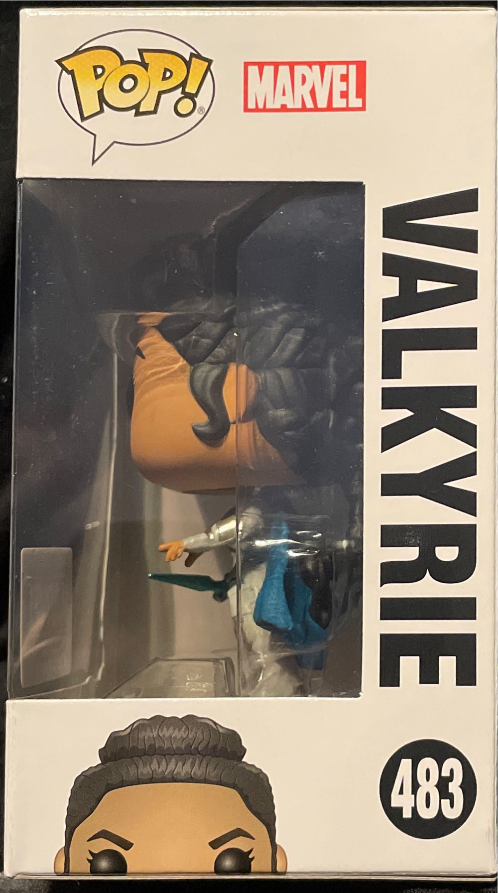 Valkyrie - Avengers: Endgame vinyl figure collectible [Barcode 889698385909] - Main Image 3