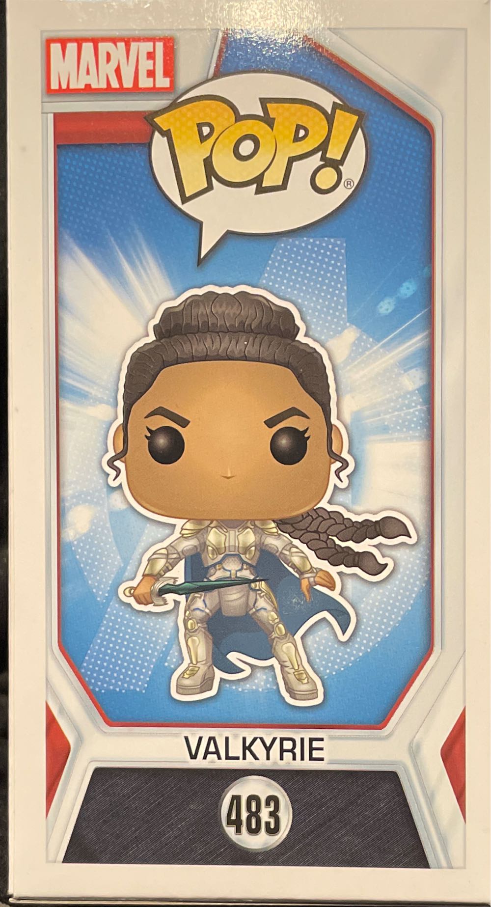 Valkyrie - Avengers: Endgame vinyl figure collectible [Barcode 889698385909] - Main Image 4