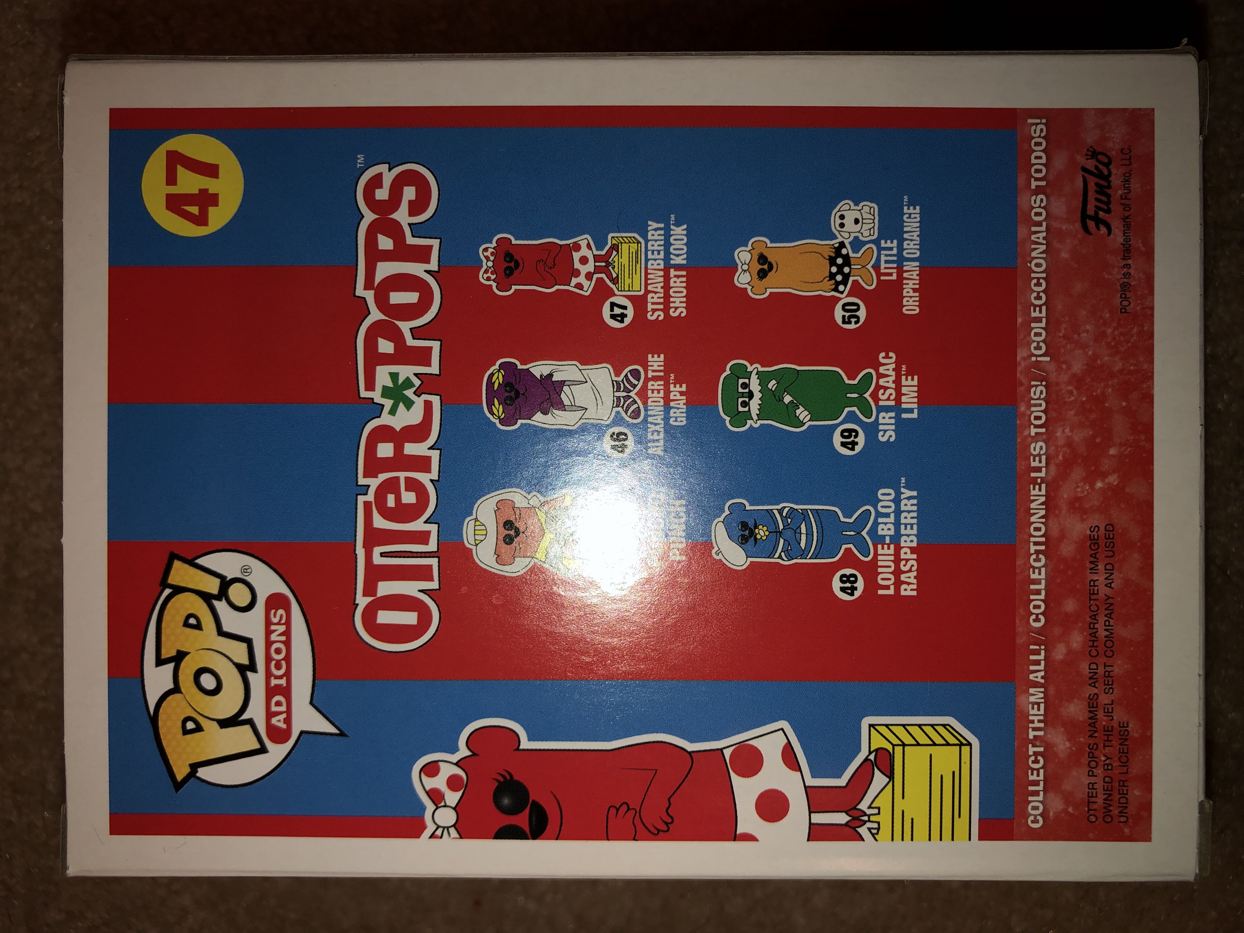 Strawberry Short Kook  vinyl figure collectible [Barcode 889698410861] - Main Image 2