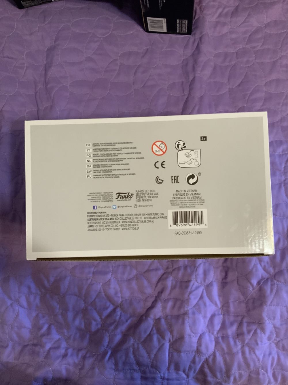 Jack Skellington & Jack’s House - 07 - The Nightmare Before Christmas - Disney - Funko Pop Town - The Nightmare Before Christmas vinyl figure collectible [Barcode 889698425995] - Main Image 3