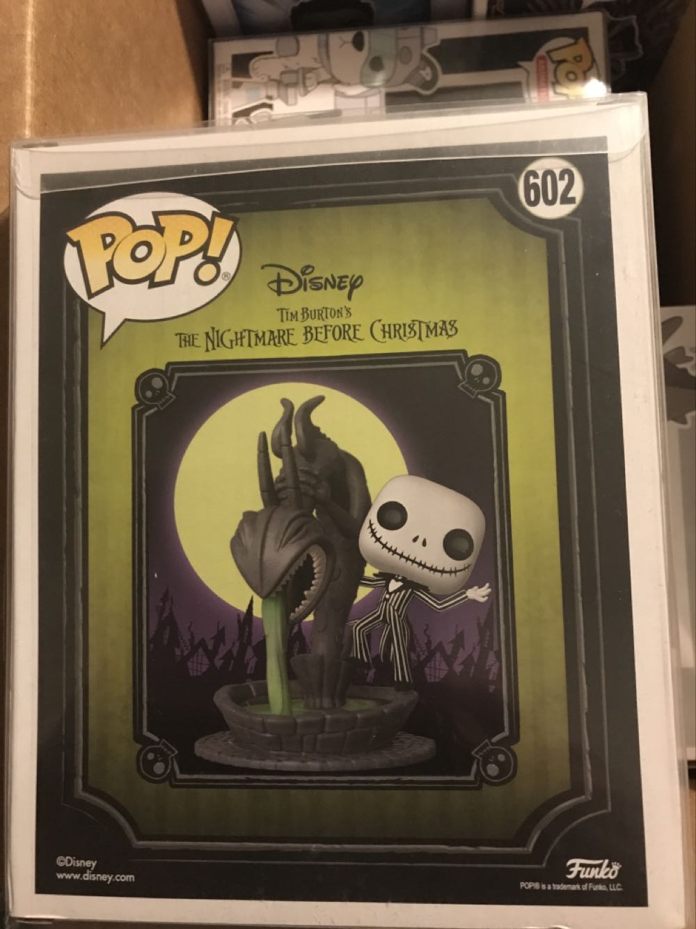 The Nightmare Before Christmas: Jack Skellington in Fountain - The Nightmare Before Christmas vinyl figure collectible [Barcode 889698408707] - Main Image 3