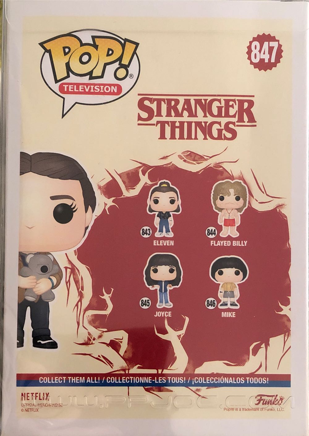 Eleven - Stranger Things vinyl figure collectible [Barcode 889698421775] - Main Image 4