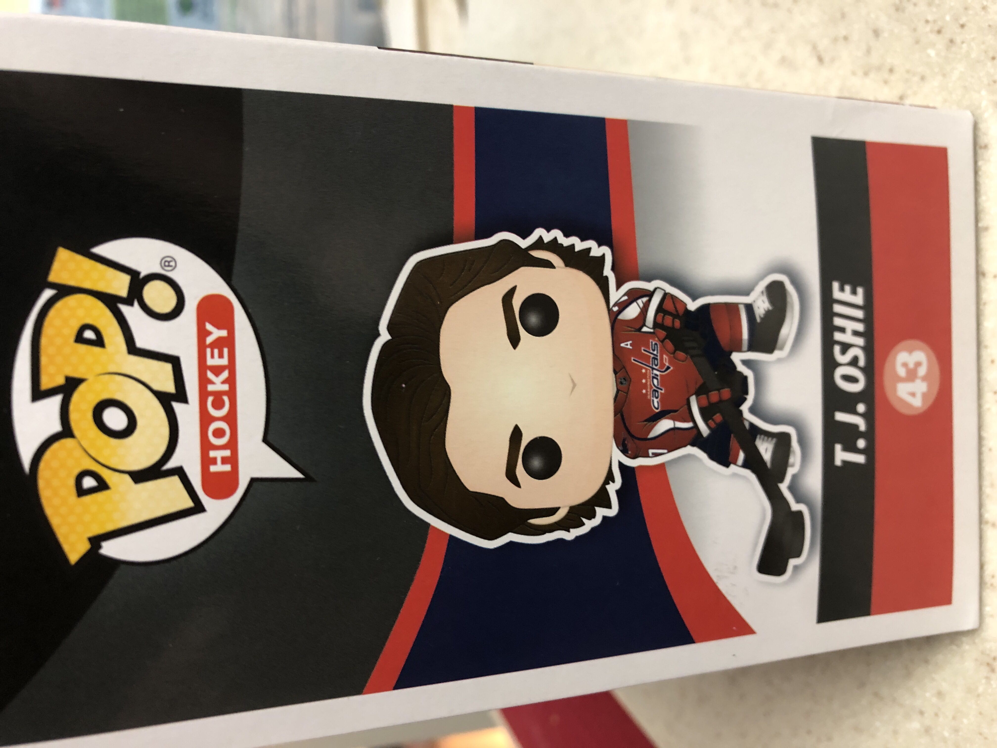 T.J. Oshie  vinyl figure collectible [Barcode 889698343558] - Main Image 2
