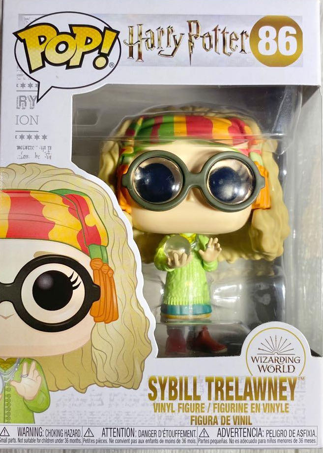 Sybill Trelawney - Harry Potter vinyl figure collectible [Barcode 11917184] - Main Image 3