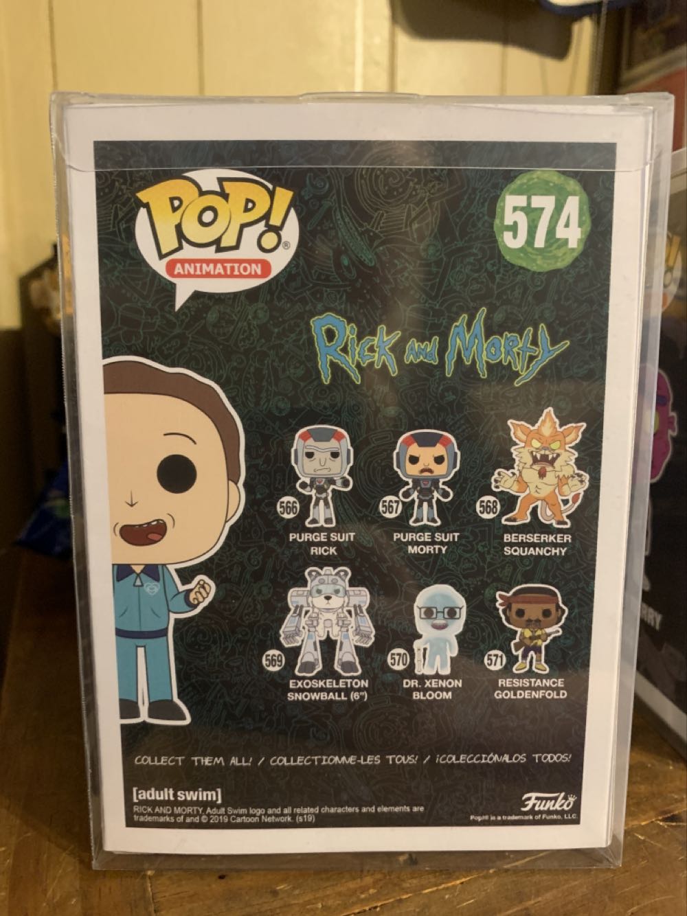 Tracksuit Jerry - Rick & Morty vinyl figure collectible [Barcode 889698403856] - Main Image 4