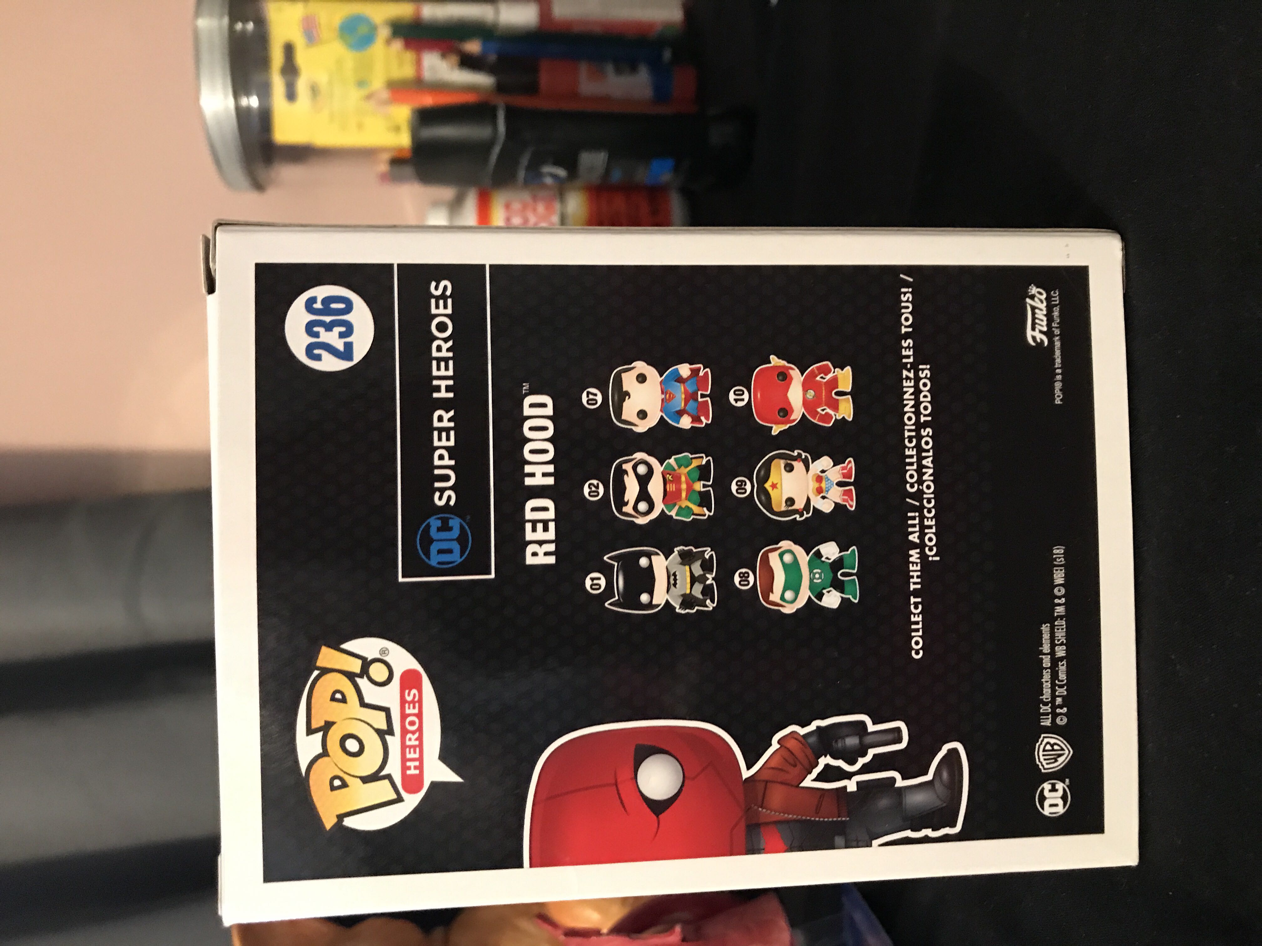 Red Hood - DC Universe vinyl figure collectible - Main Image 3