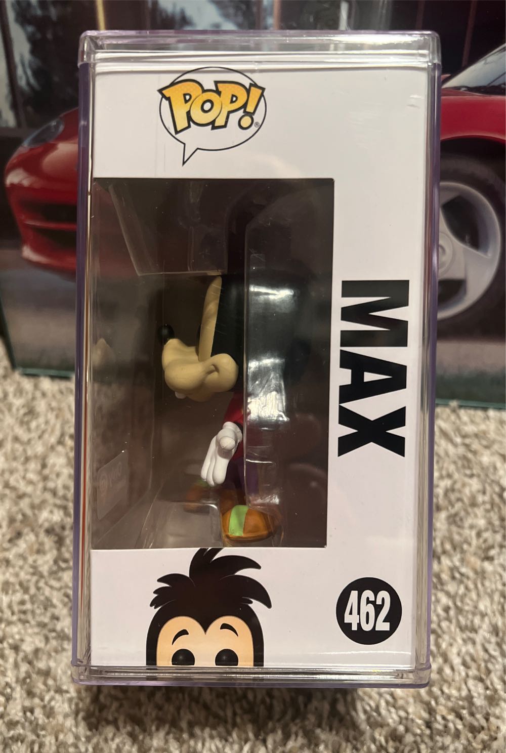 Max - Disney vinyl figure collectible [Barcode 889698349796] - Main Image 3