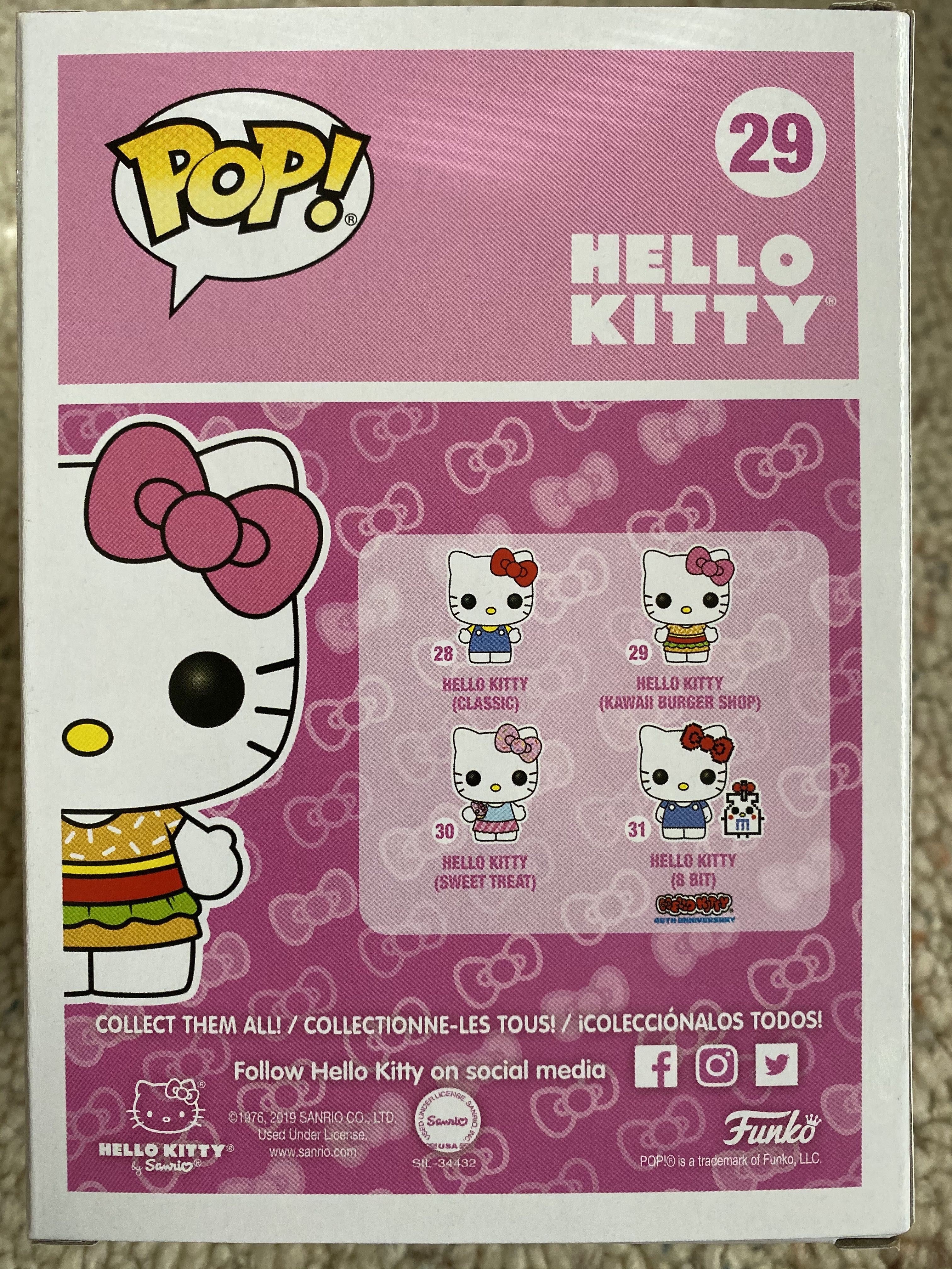 Hello Kitty (Kawaii Burger Shop) - Hello Kitty vinyl figure collectible [Barcode 889698434720] - Main Image 2