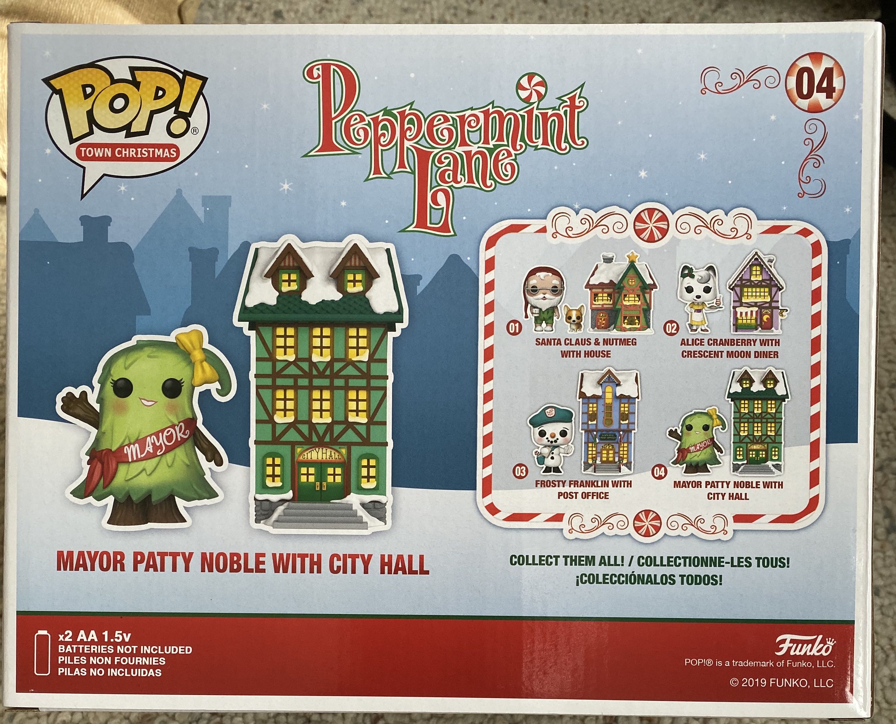 Peppermint Lane - Mayor Patty Noble $ City Hall - Funko vinyl figure collectible [Barcode 889698444248] - Main Image 2