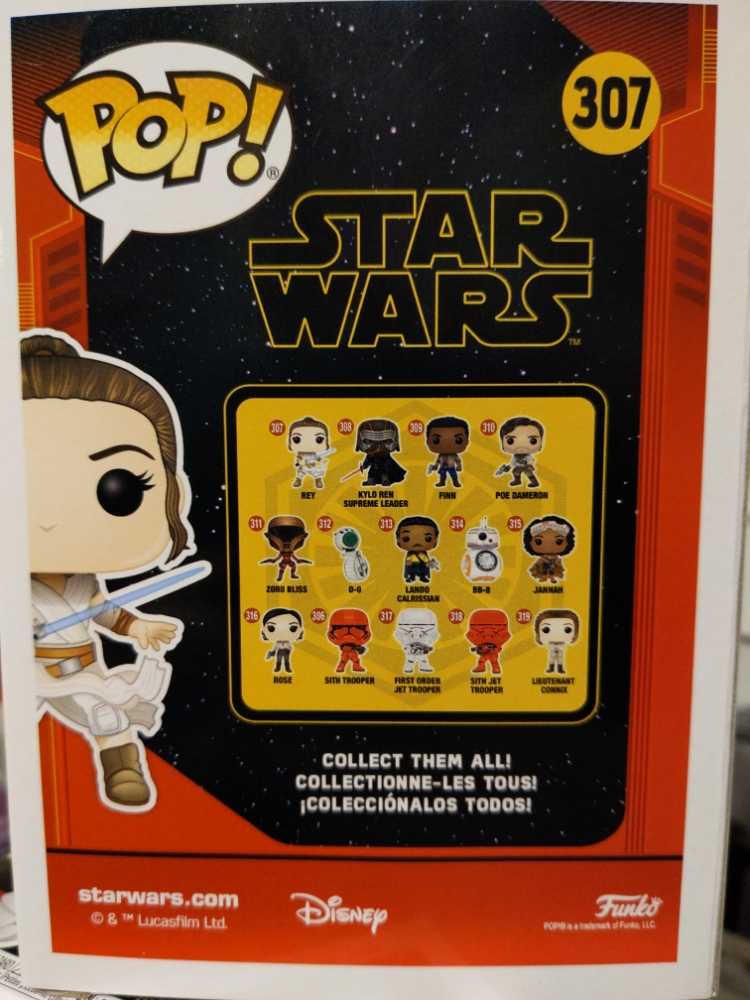 Rey - Star Wars vinyl figure collectible [Barcode 889698398824] - Main Image 3