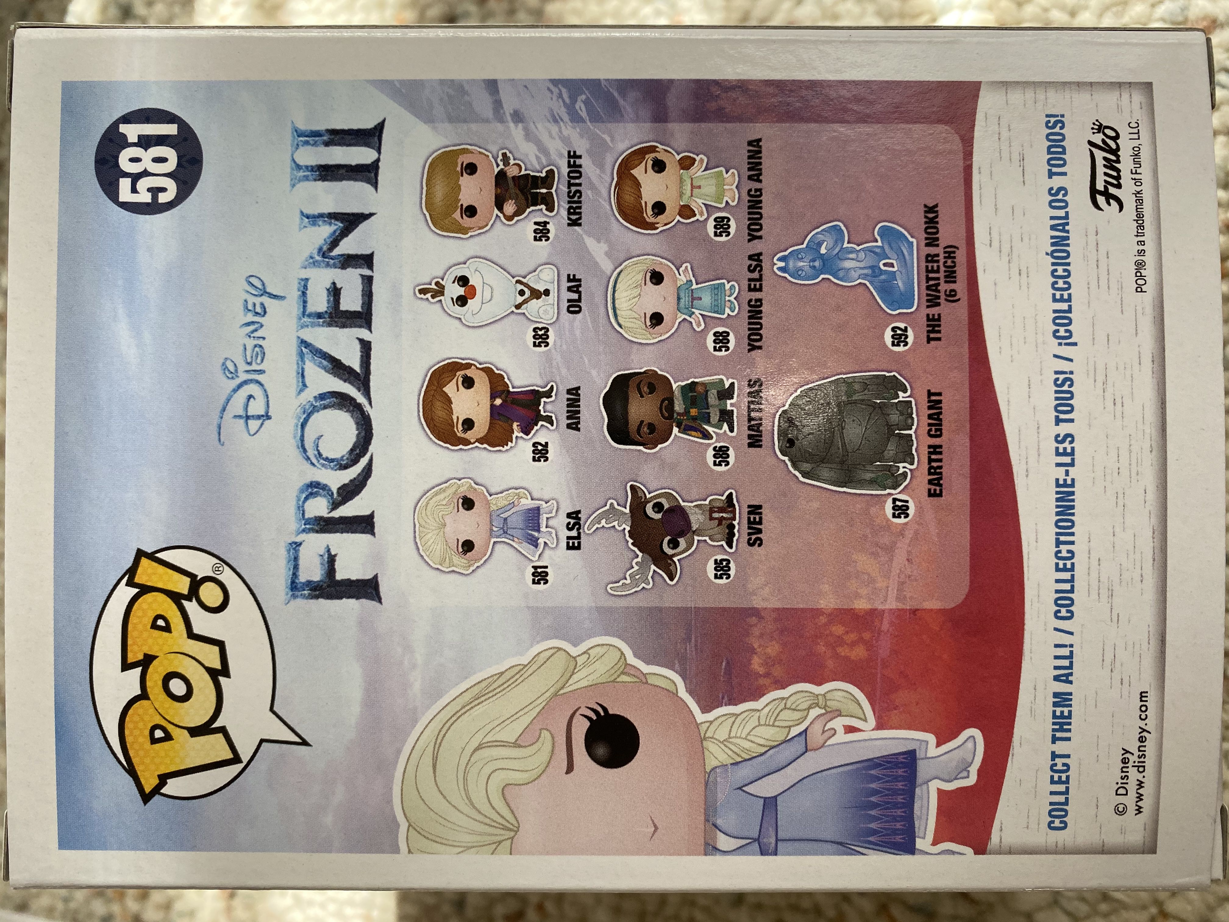 Disney Frozen II: Elsa - Frozen vinyl figure collectible [Barcode 889698408844] - Main Image 2