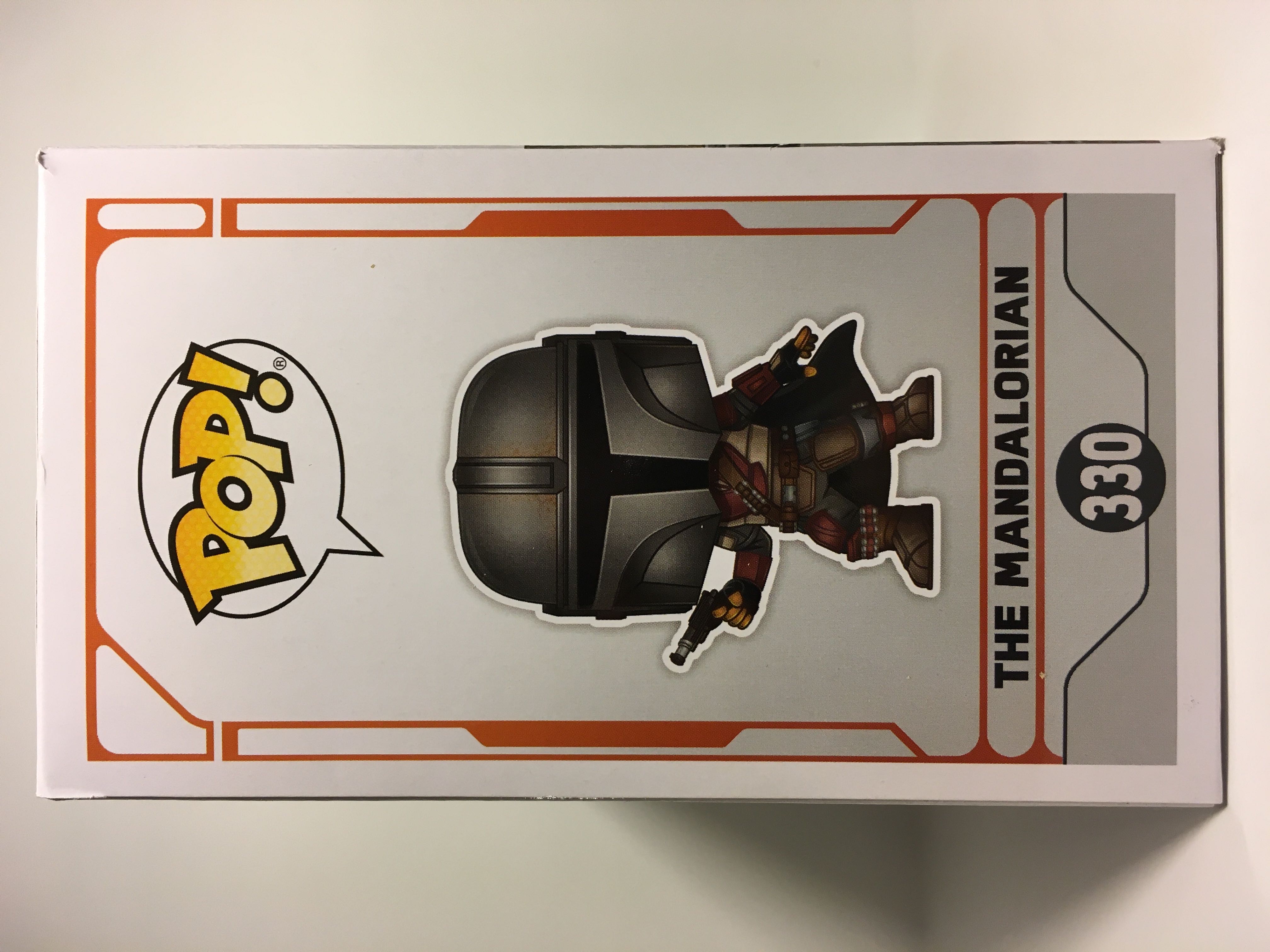 # 330 The Mandalorian - Star Wars: The Mandalorian vinyl figure collectible [Barcode 889698431118] - Main Image 2