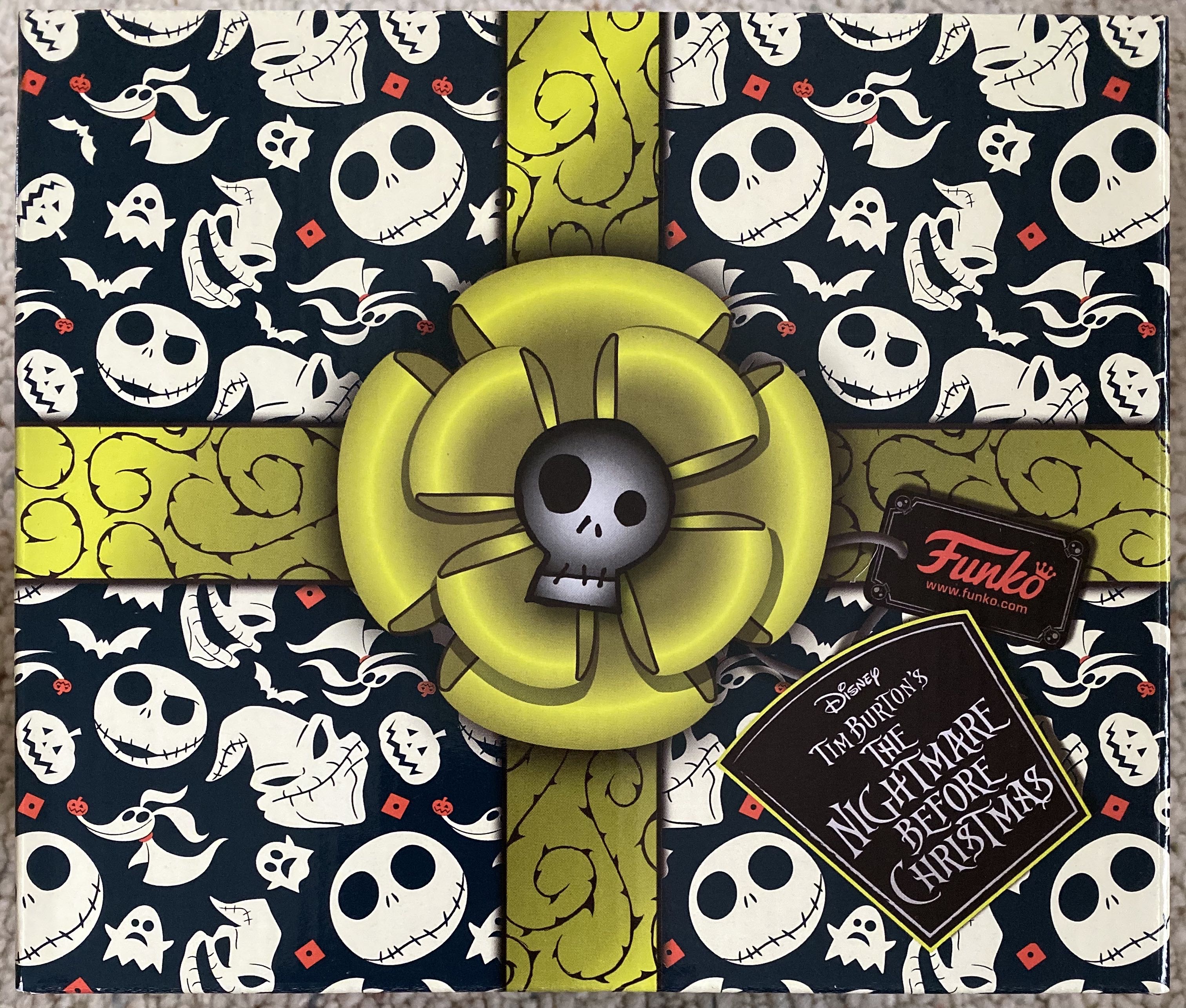 Sandy Claws - The Nightmare Before Christmas vinyl figure collectible [Barcode 889698420938] - Main Image 3