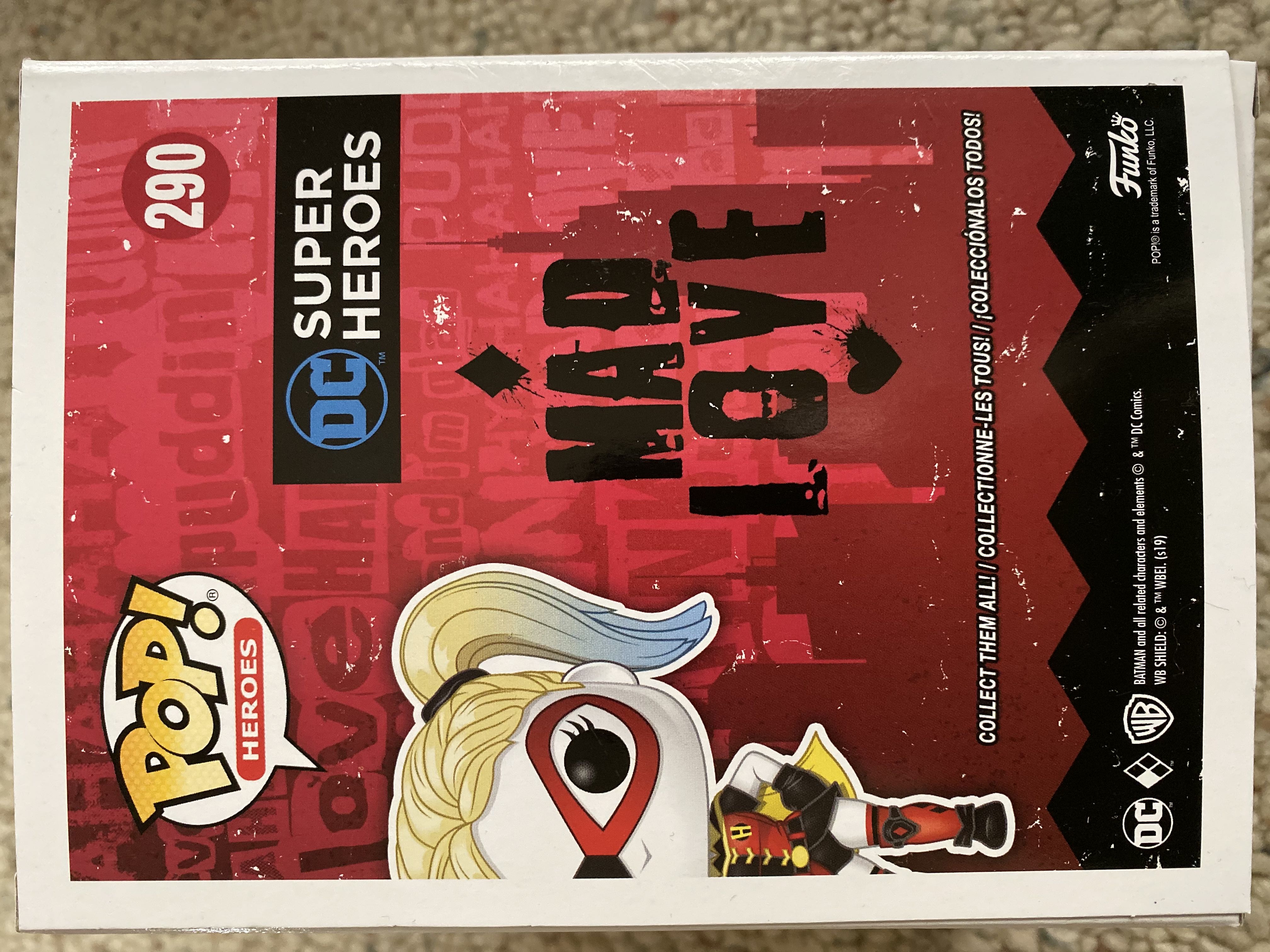 Harley Quinn as Robin - DC Universe vinyl figure collectible [Barcode 889698430043] - Main Image 2