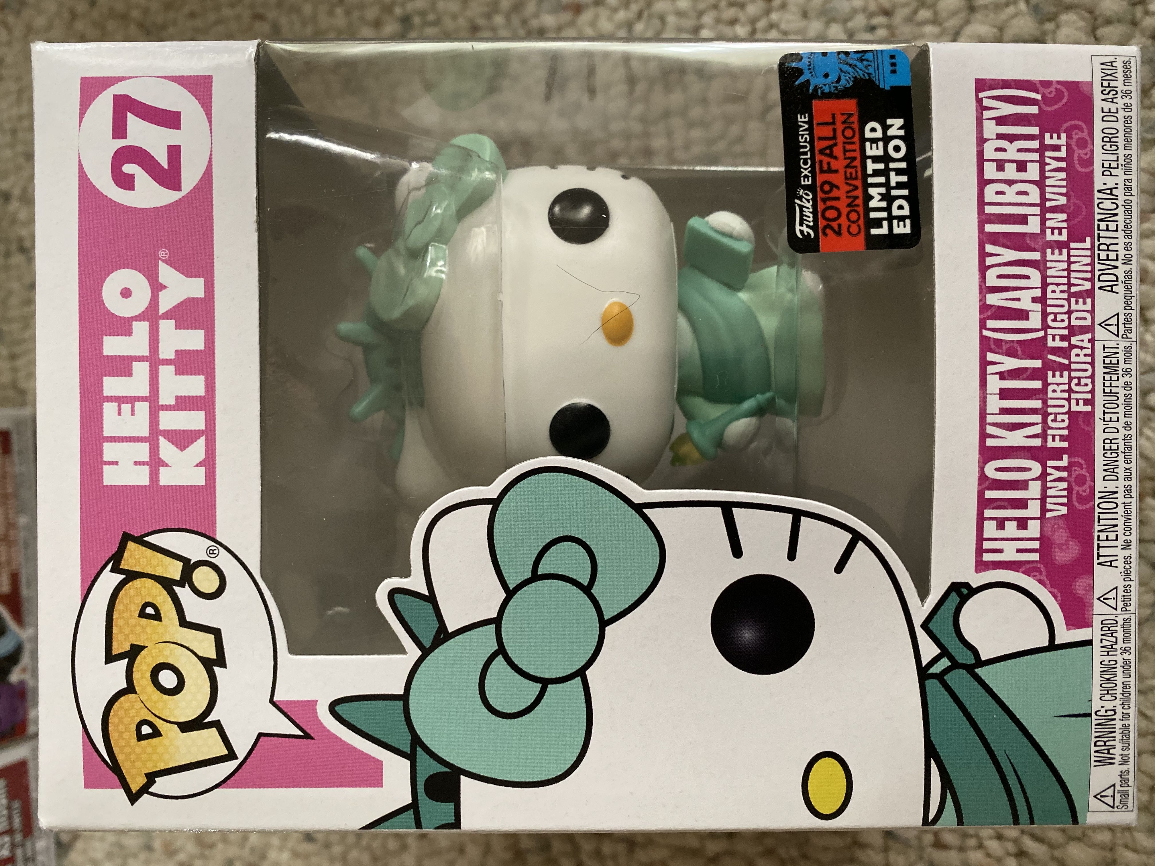 Black Canary Boobytrap Battle