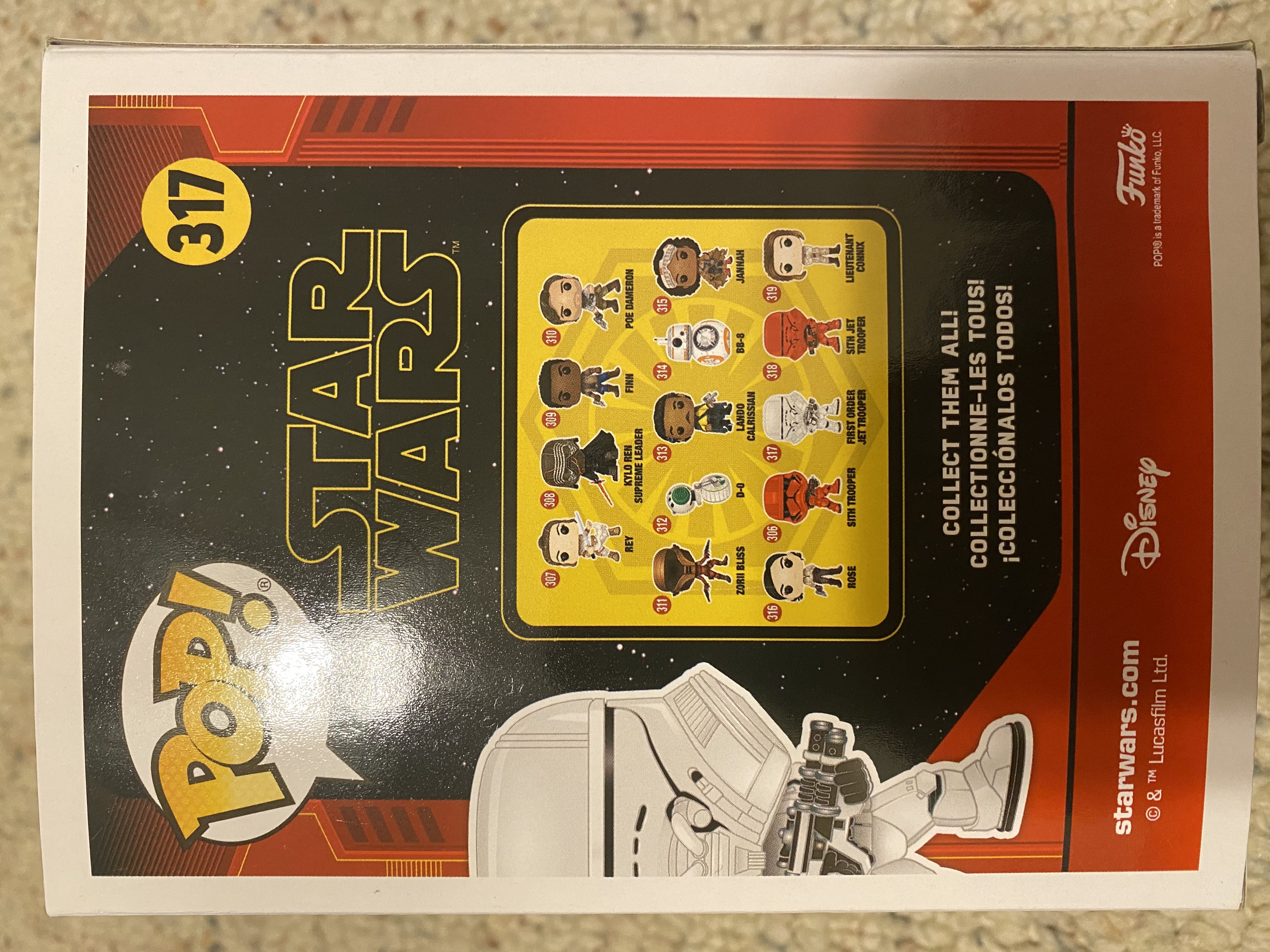 First Order Jet Trooper - Star Wars vinyl figure collectible [Barcode 889698398992] - Main Image 2