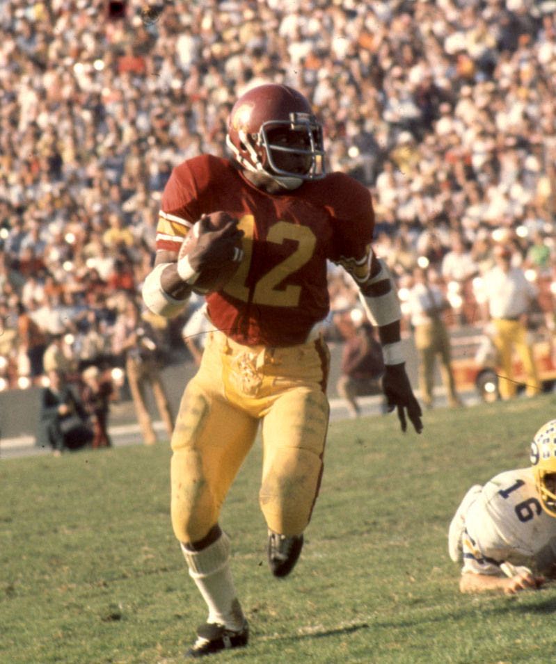 Tommy Trojan  vinyl figure collectible [Barcode 889698428590] - Main Image 3