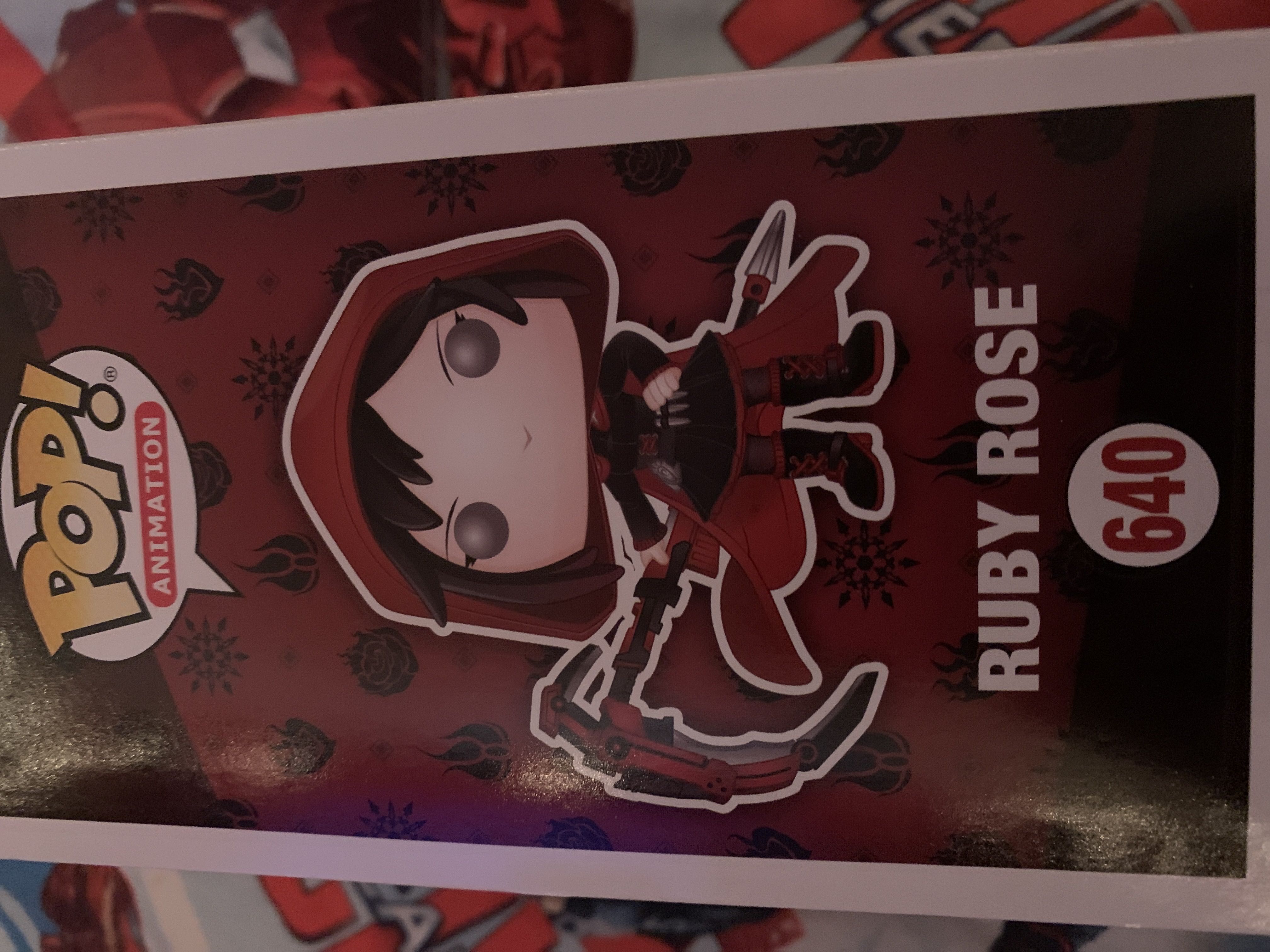 Ruby Rose  vinyl figure collectible [Barcode 889698402125] - Main Image 3